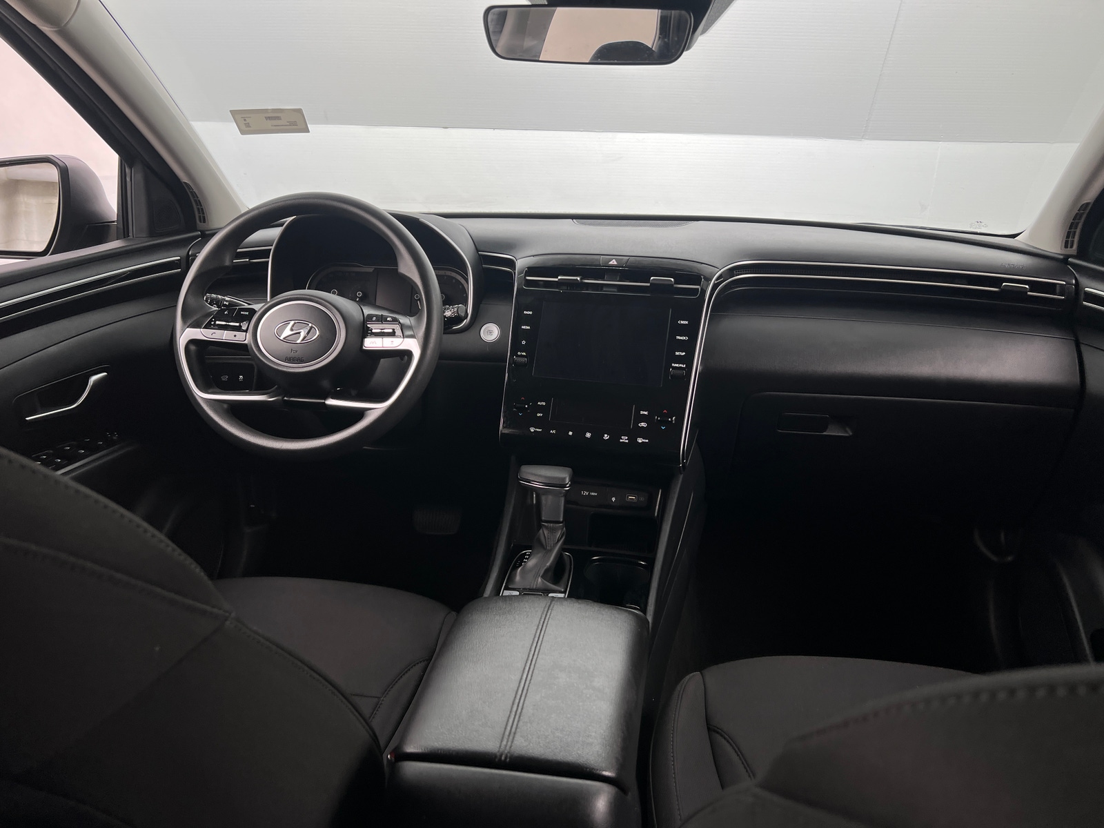 Thumbnail: 2024 Hyundai Tucson - 3
