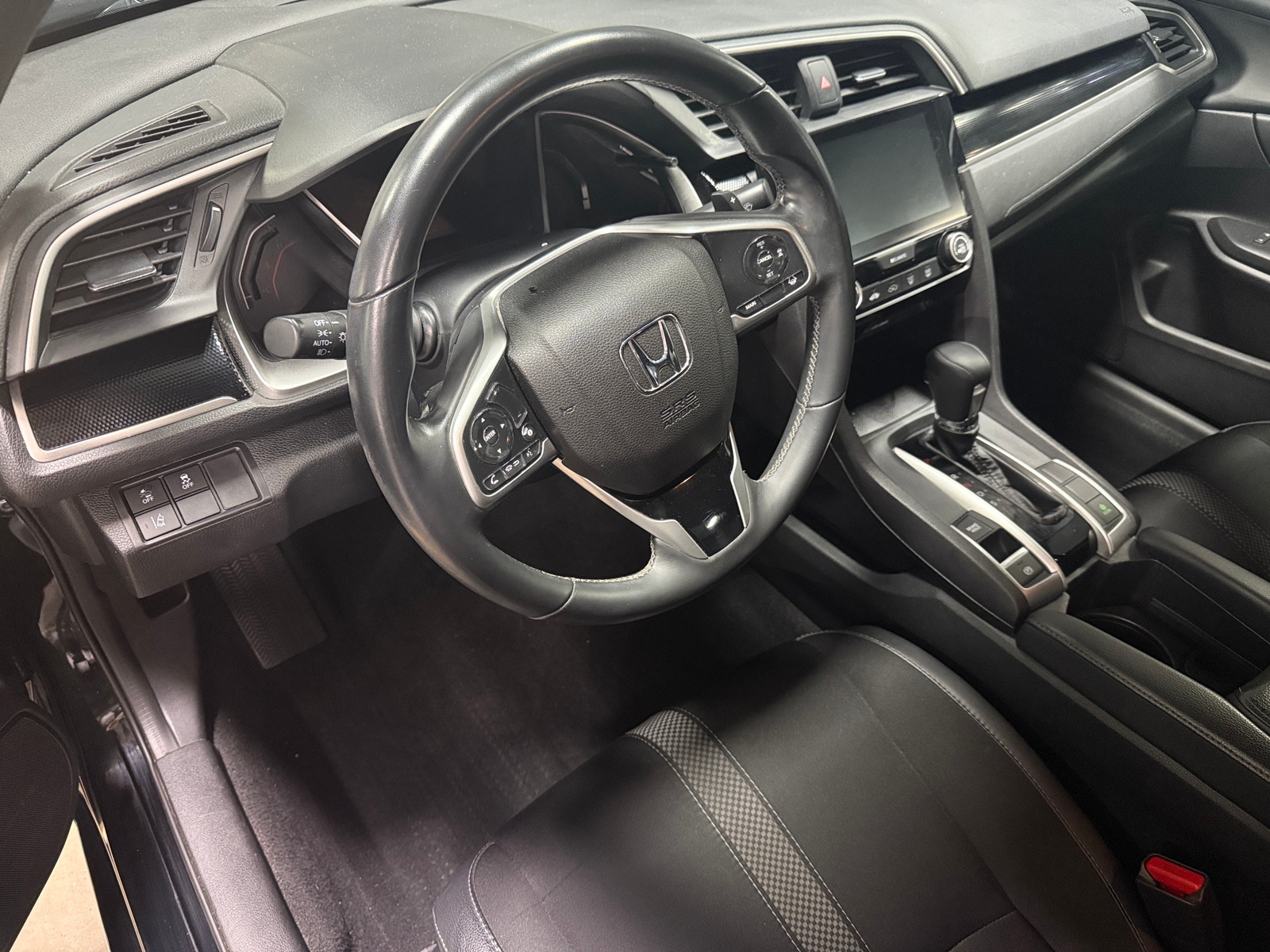Thumbnail: 2020 Honda Civic - 3