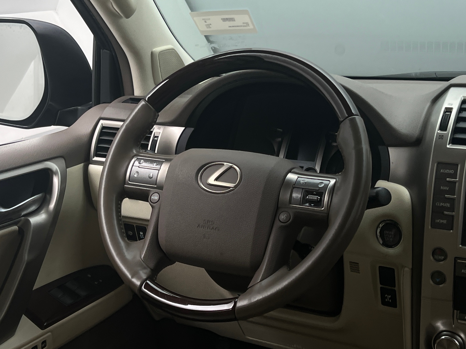Thumbnail: 2019 Lexus GX - 4