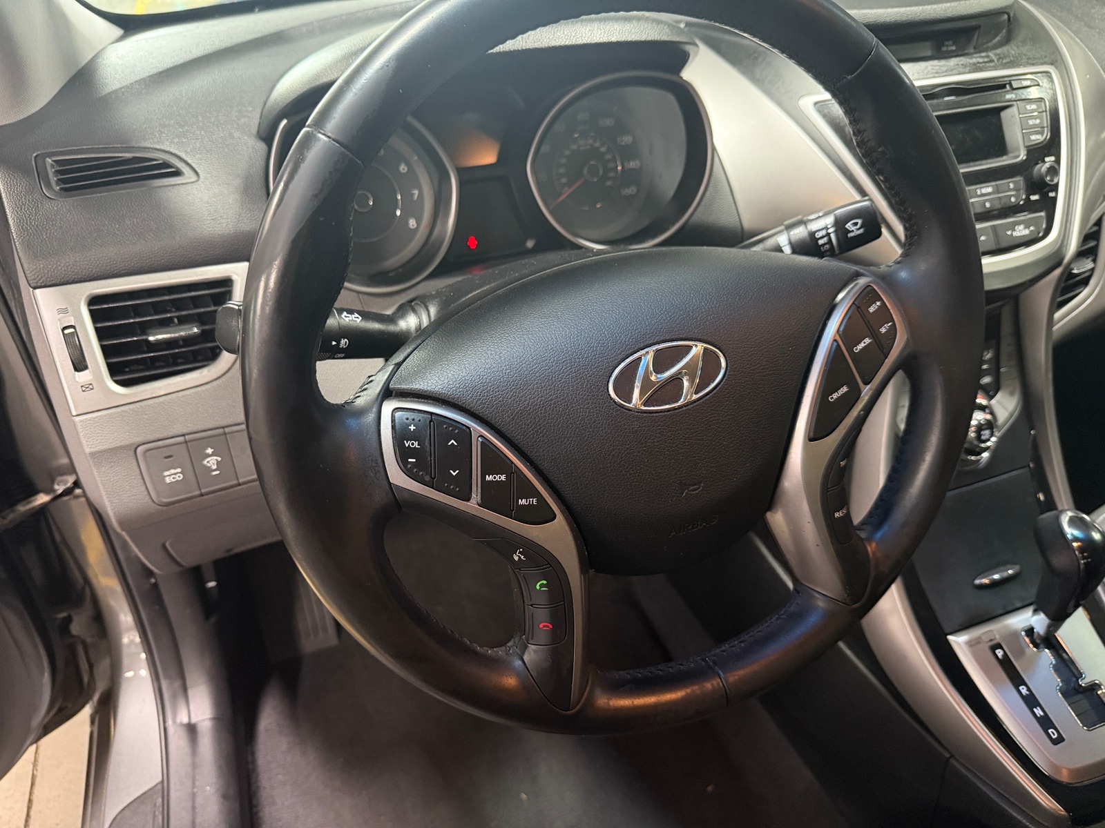 Thumbnail: 2013 Hyundai Elantra - 4