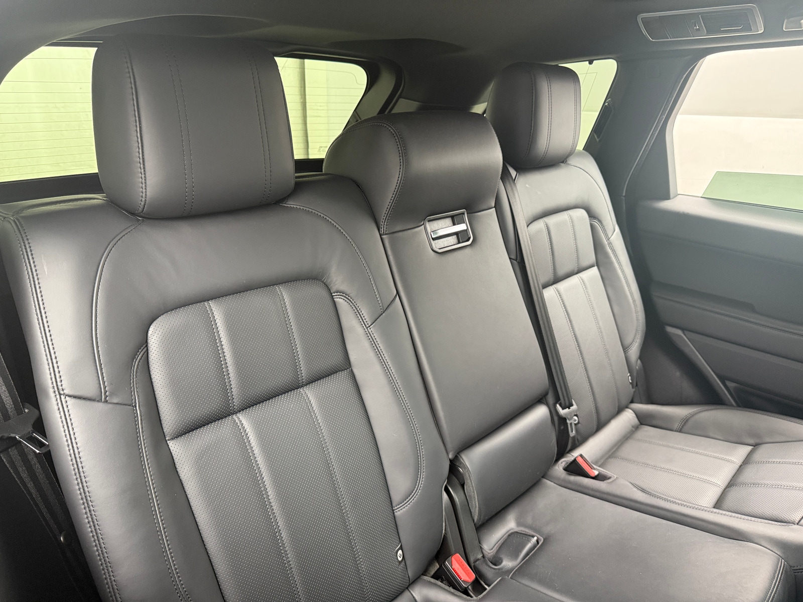 Thumbnail: 2018 Land Rover Range Rover Sport - 5