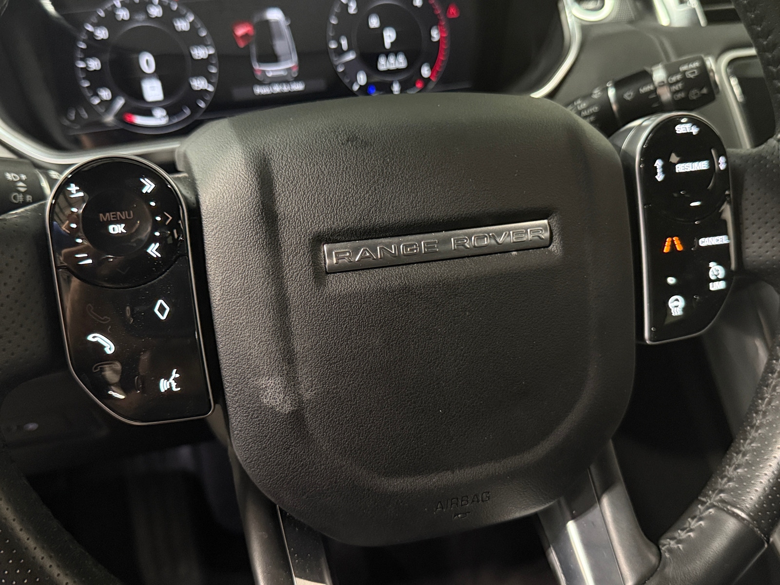 Thumbnail: 2018 Land Rover Range Rover Sport - 4
