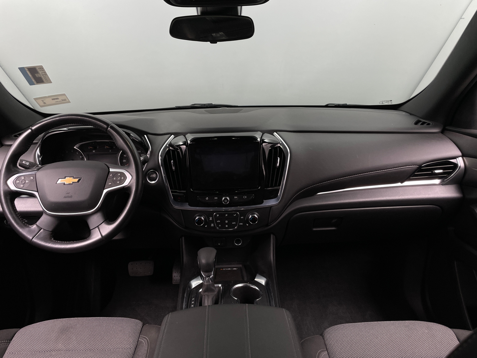 Thumbnail: 2022 Chevrolet Traverse - 3