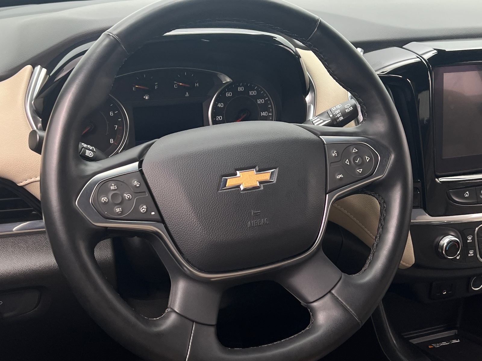 Thumbnail: 2023 Chevrolet Traverse - 4