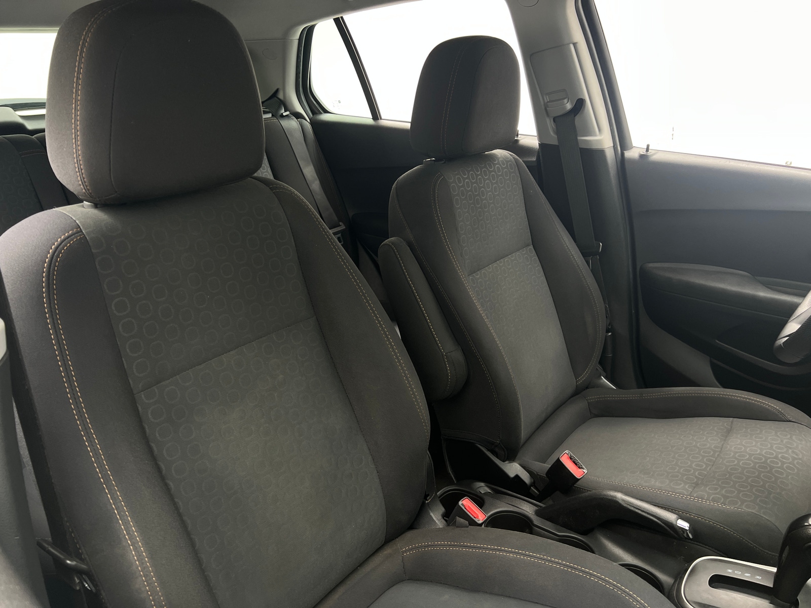 Thumbnail: 2020 Chevrolet Trax - 2