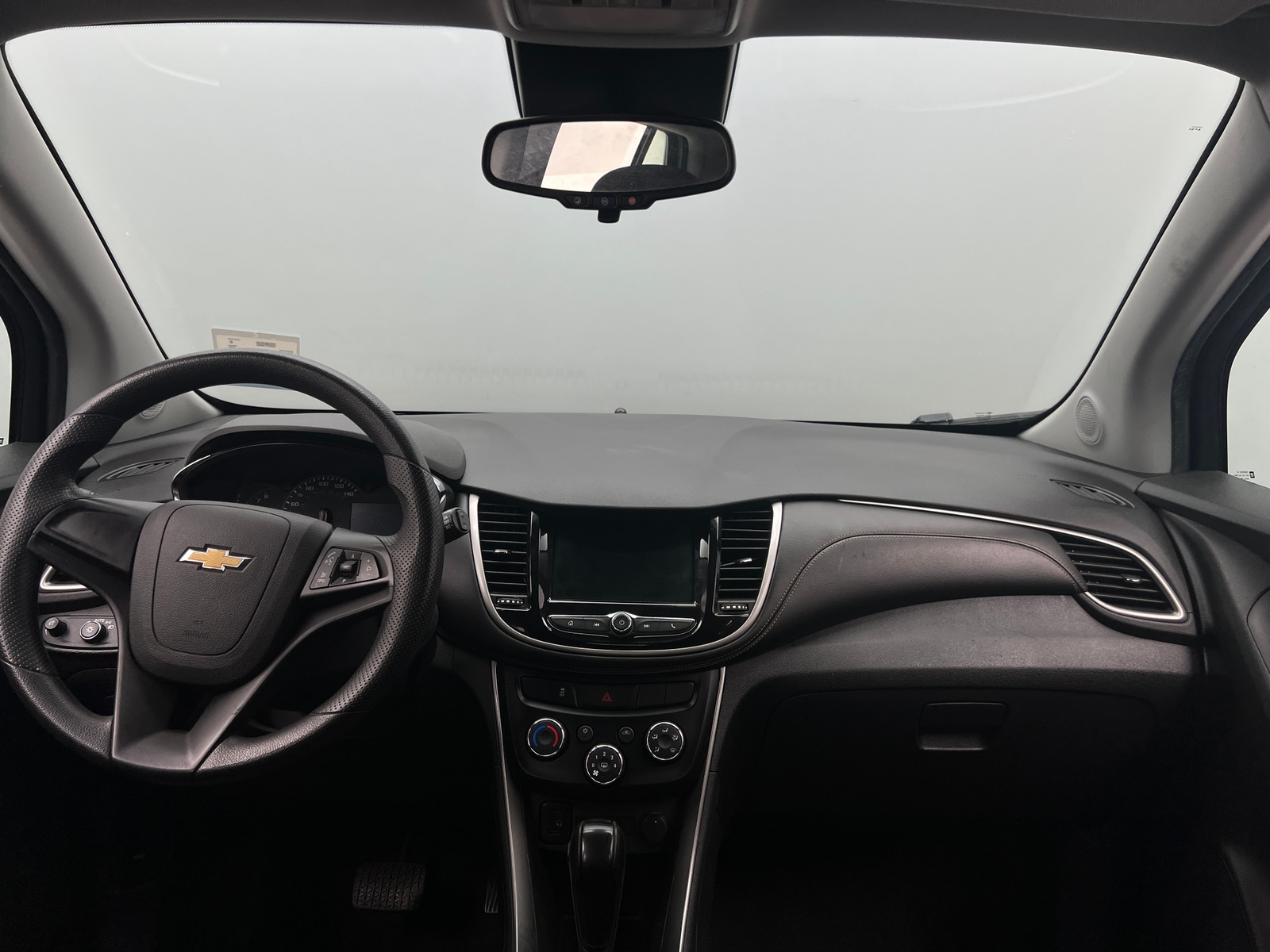 Thumbnail: 2020 Chevrolet Trax - 3