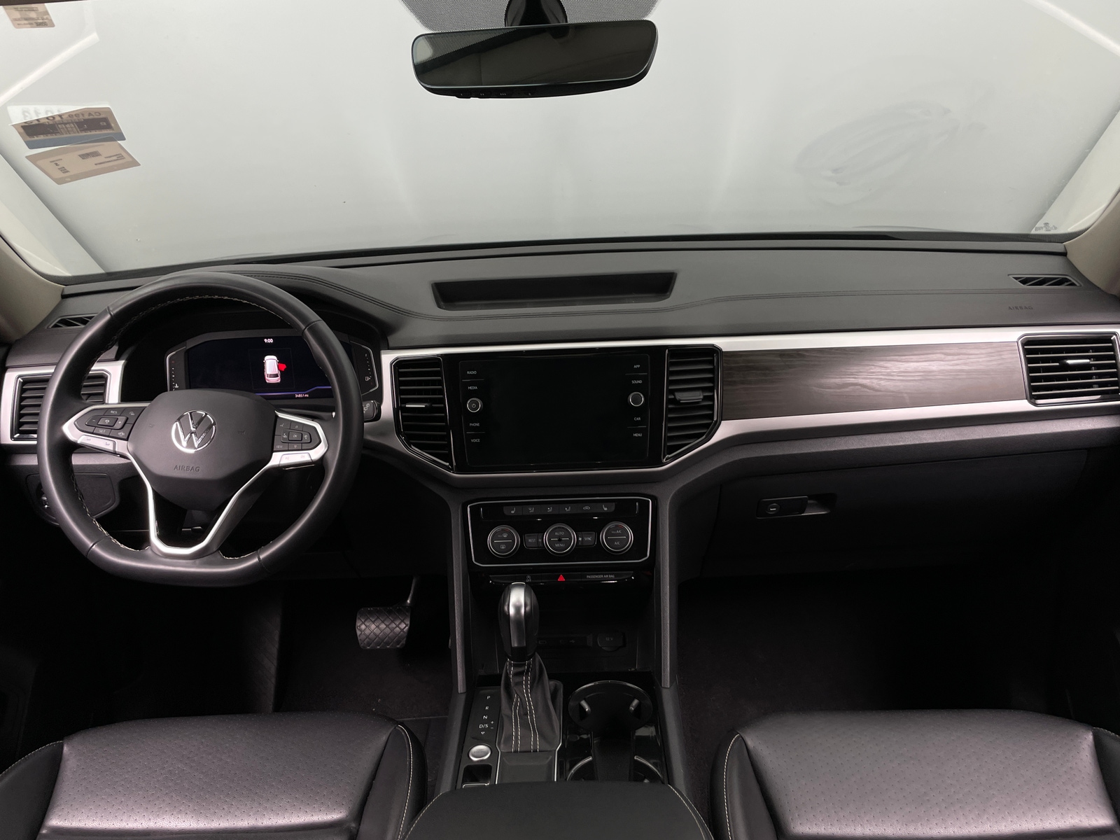 Thumbnail: 2022 Volkswagen Atlas - 2