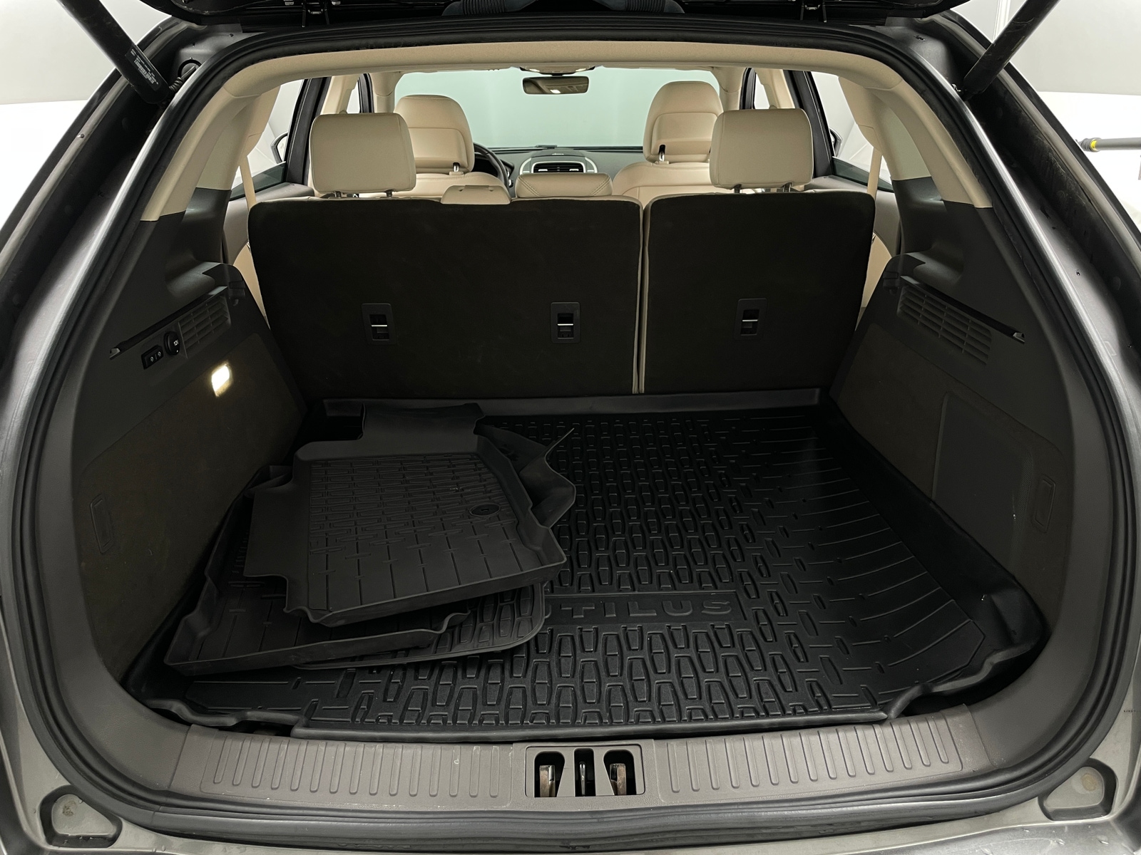 Thumbnail: 2019 Lincoln Nautilus - 6