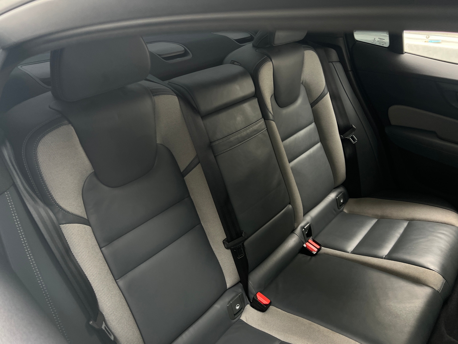 Thumbnail: 2020 Volvo S60 - 5