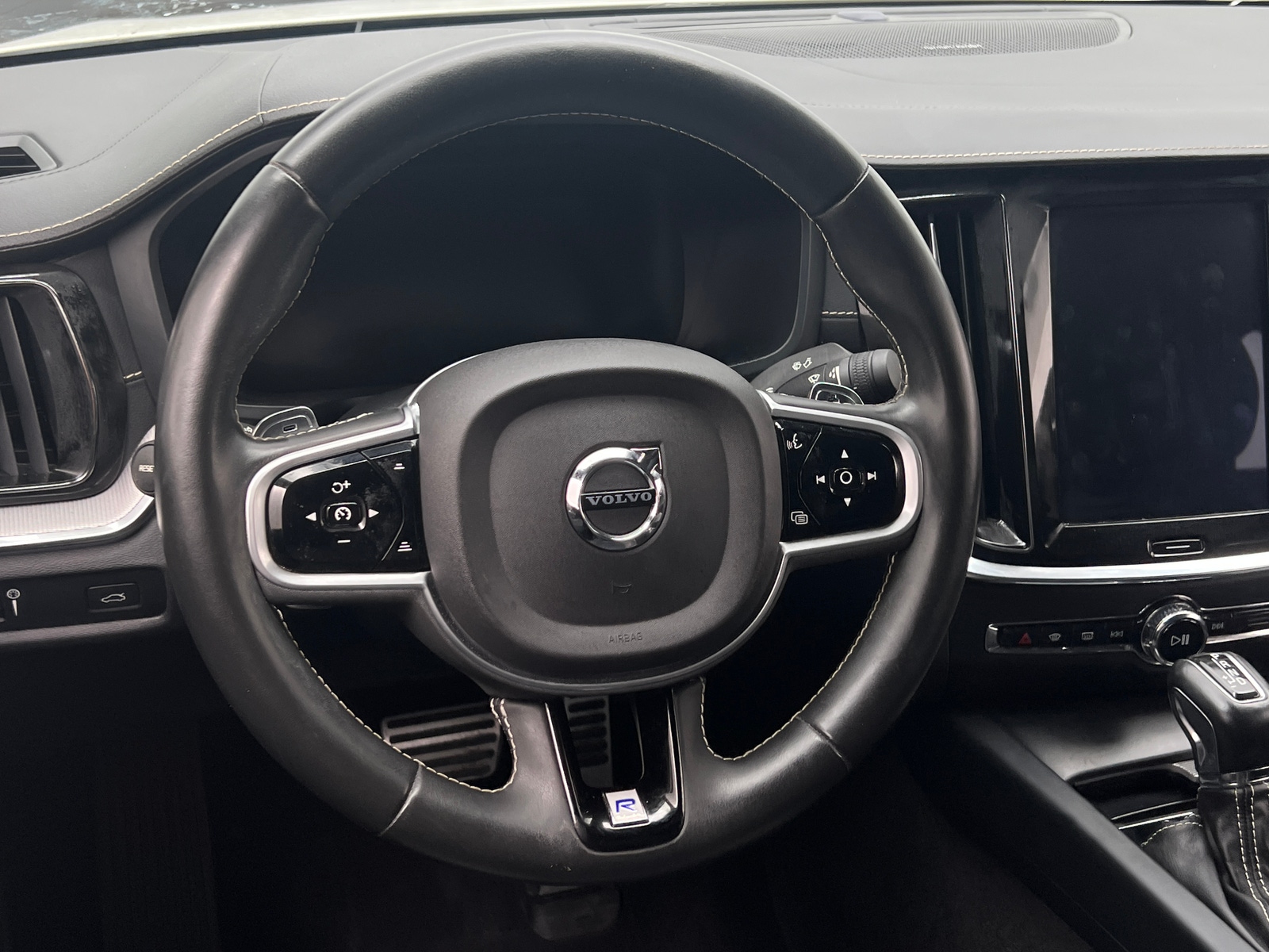 Thumbnail: 2020 Volvo S60 - 4