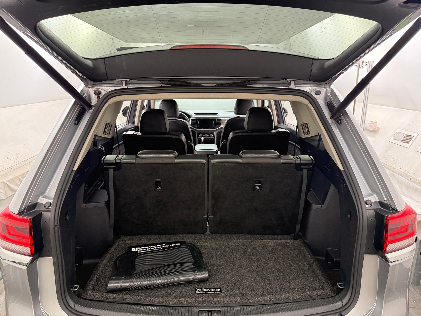 Thumbnail: 2021 Volkswagen Atlas - 6