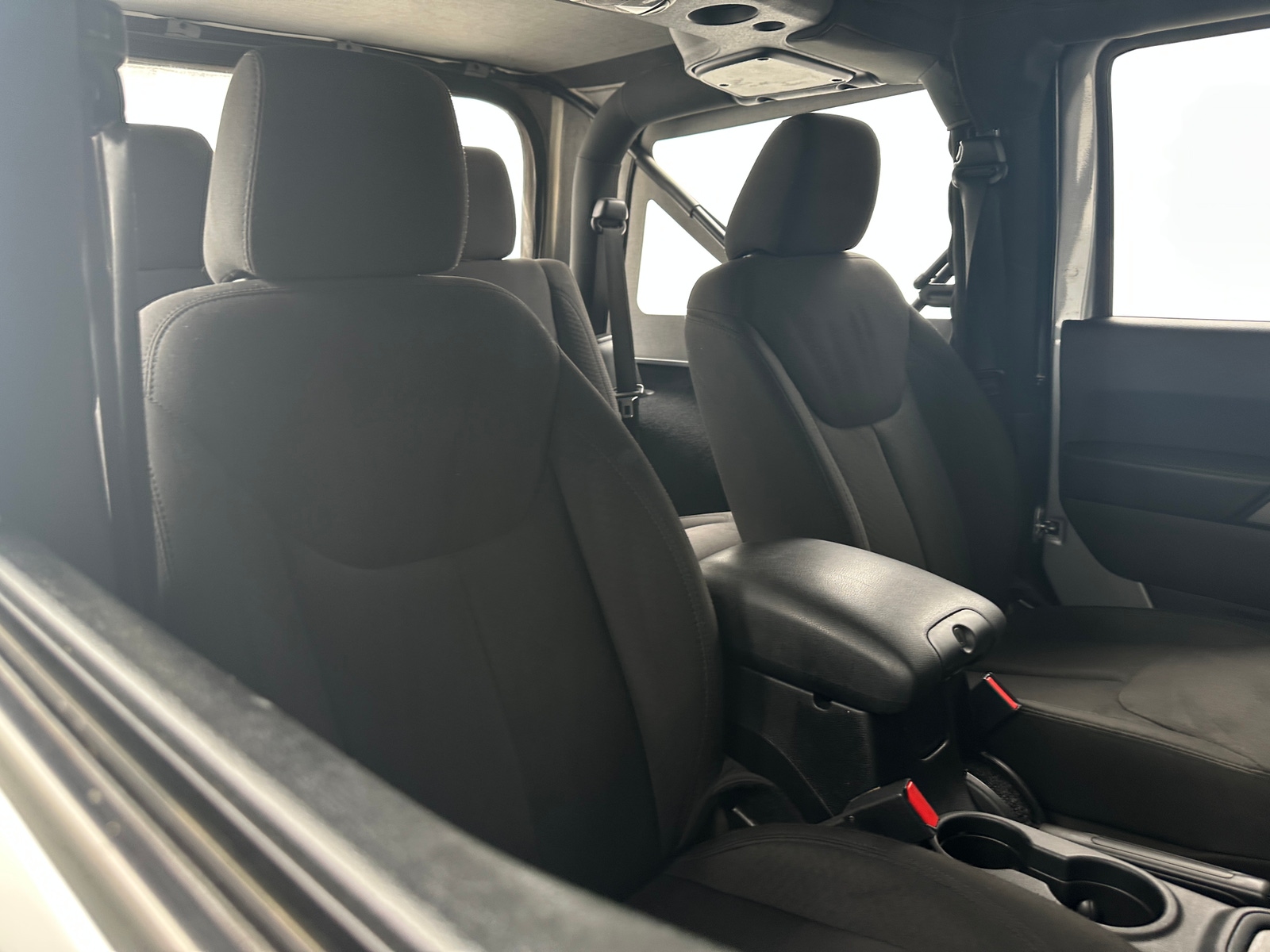 Thumbnail: 2017 Jeep Wrangler - 2