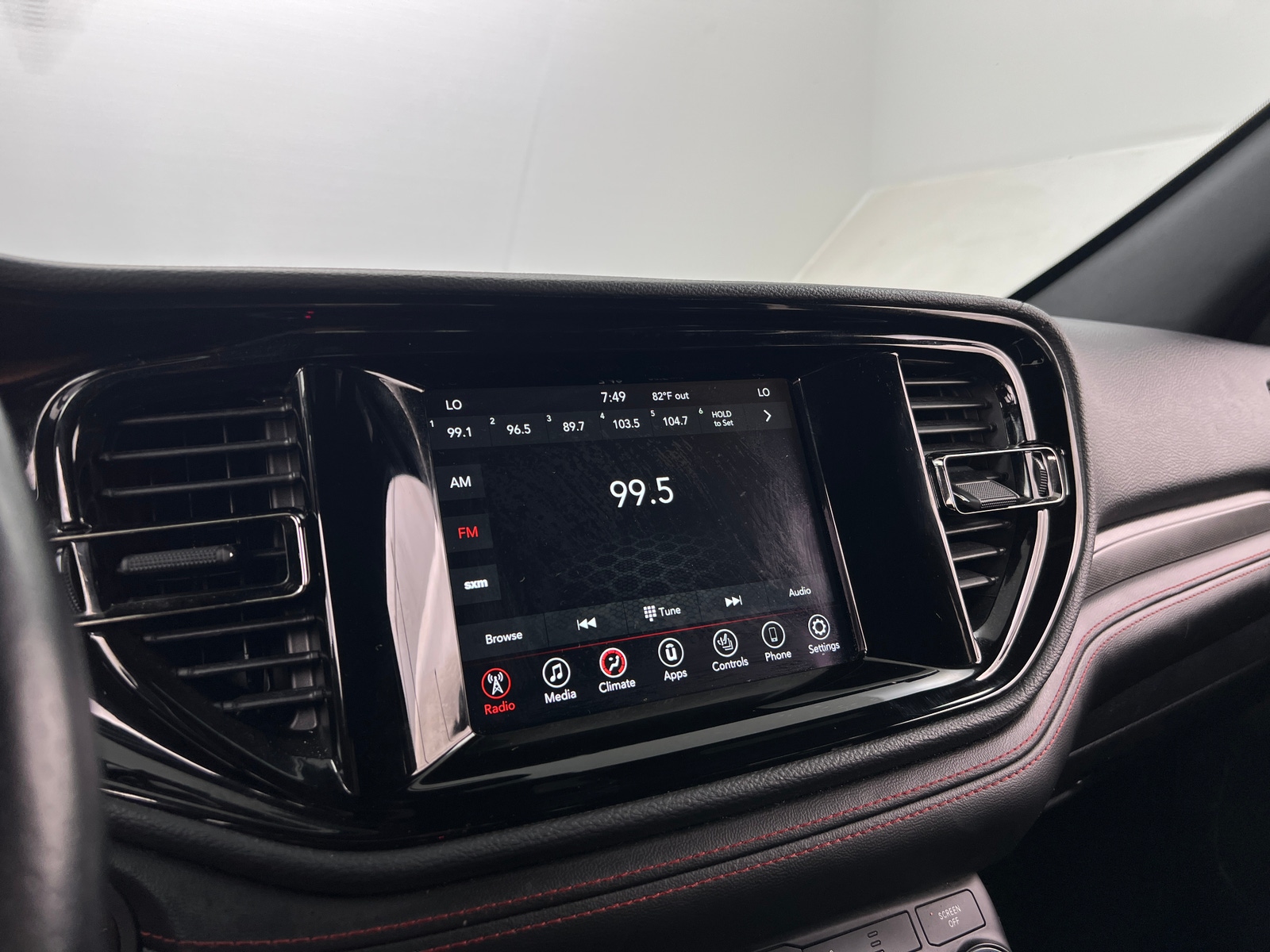 Thumbnail: 2023 Dodge Durango - 4