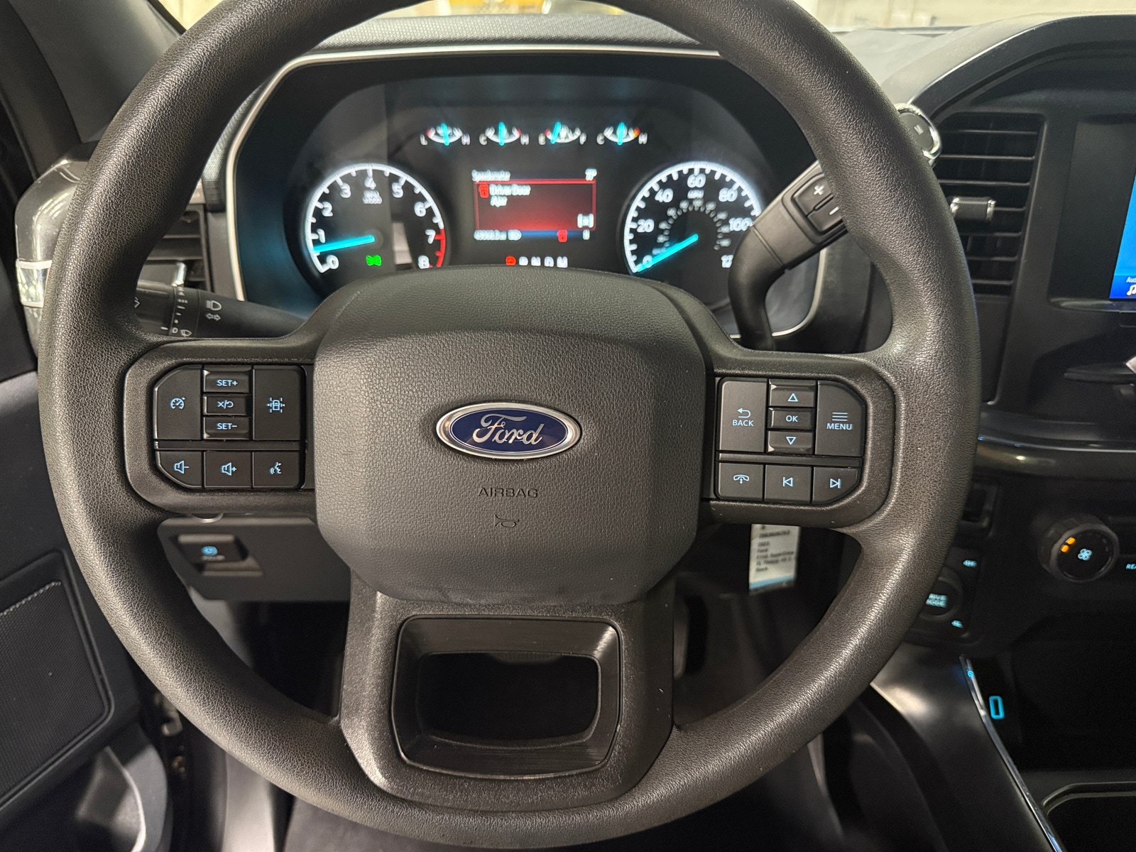 Thumbnail: 2023 Ford Econoline - 4