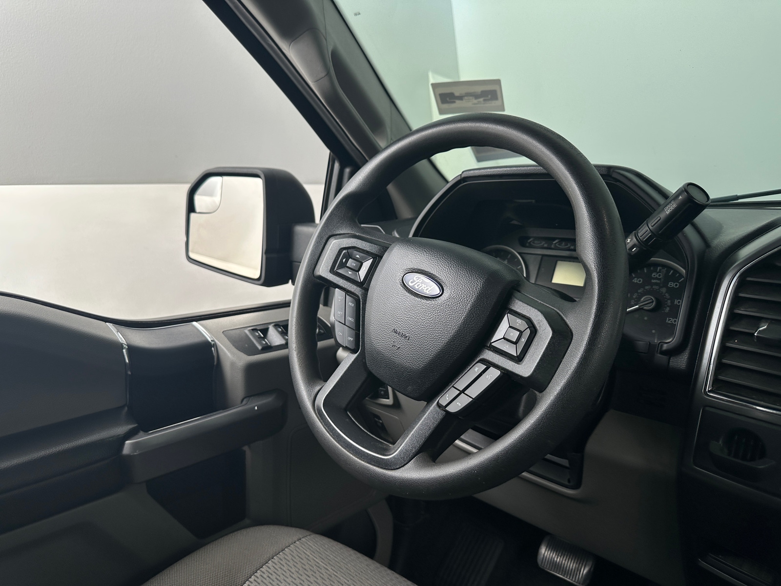 Thumbnail: 2020 Ford Econoline - 5