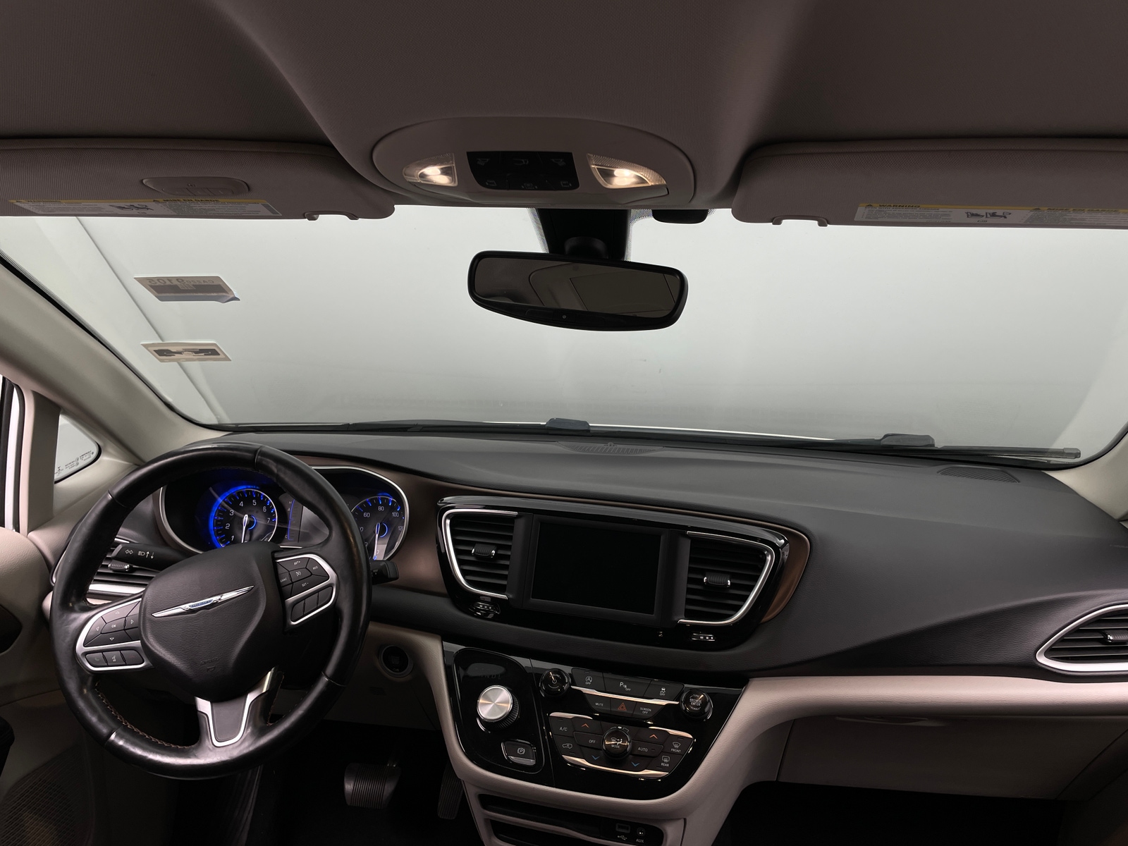 Thumbnail: 2019 Chrysler Pacifica - 2