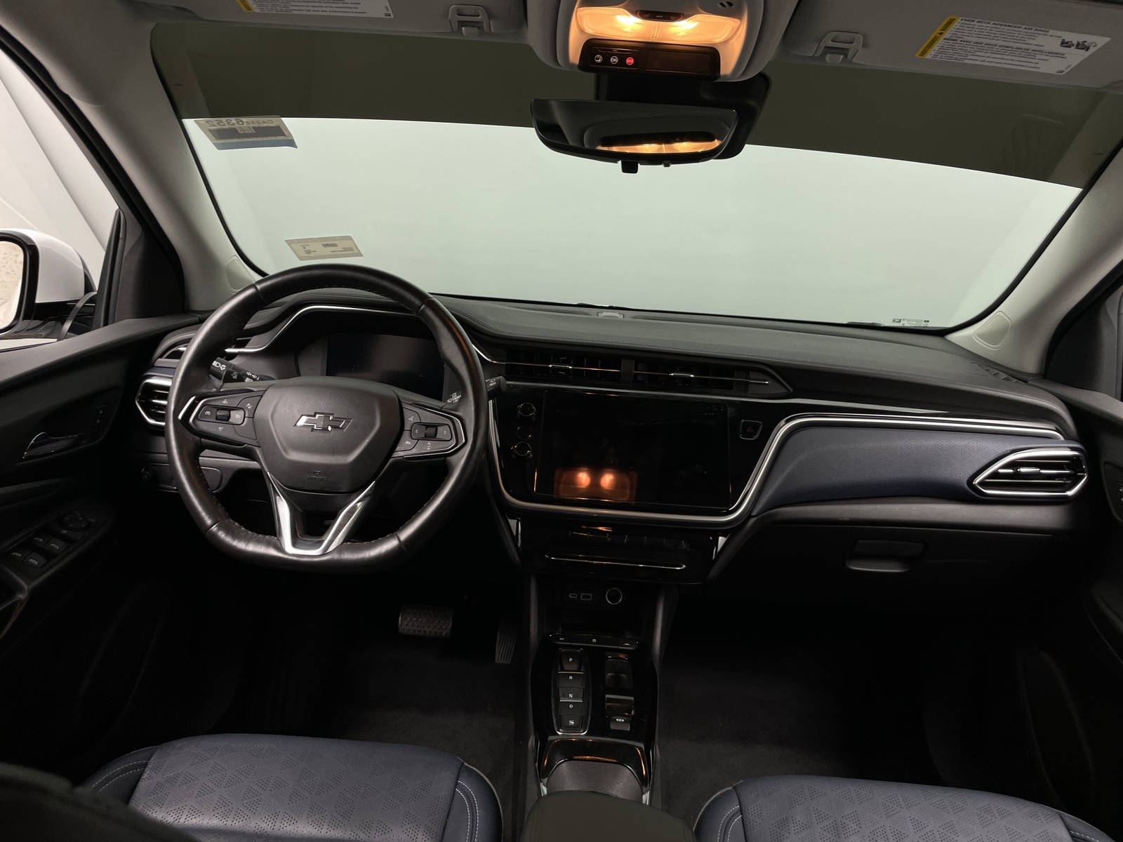 Thumbnail: 2023 Chevrolet Bolt EUV - 2