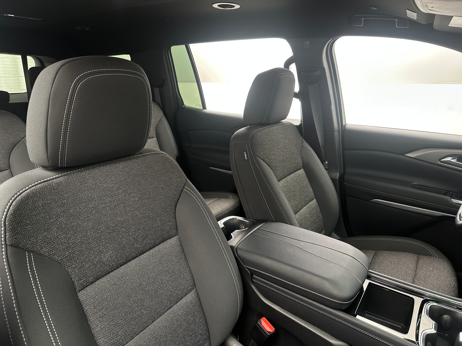 Thumbnail: 2025 Chevrolet Traverse - 2