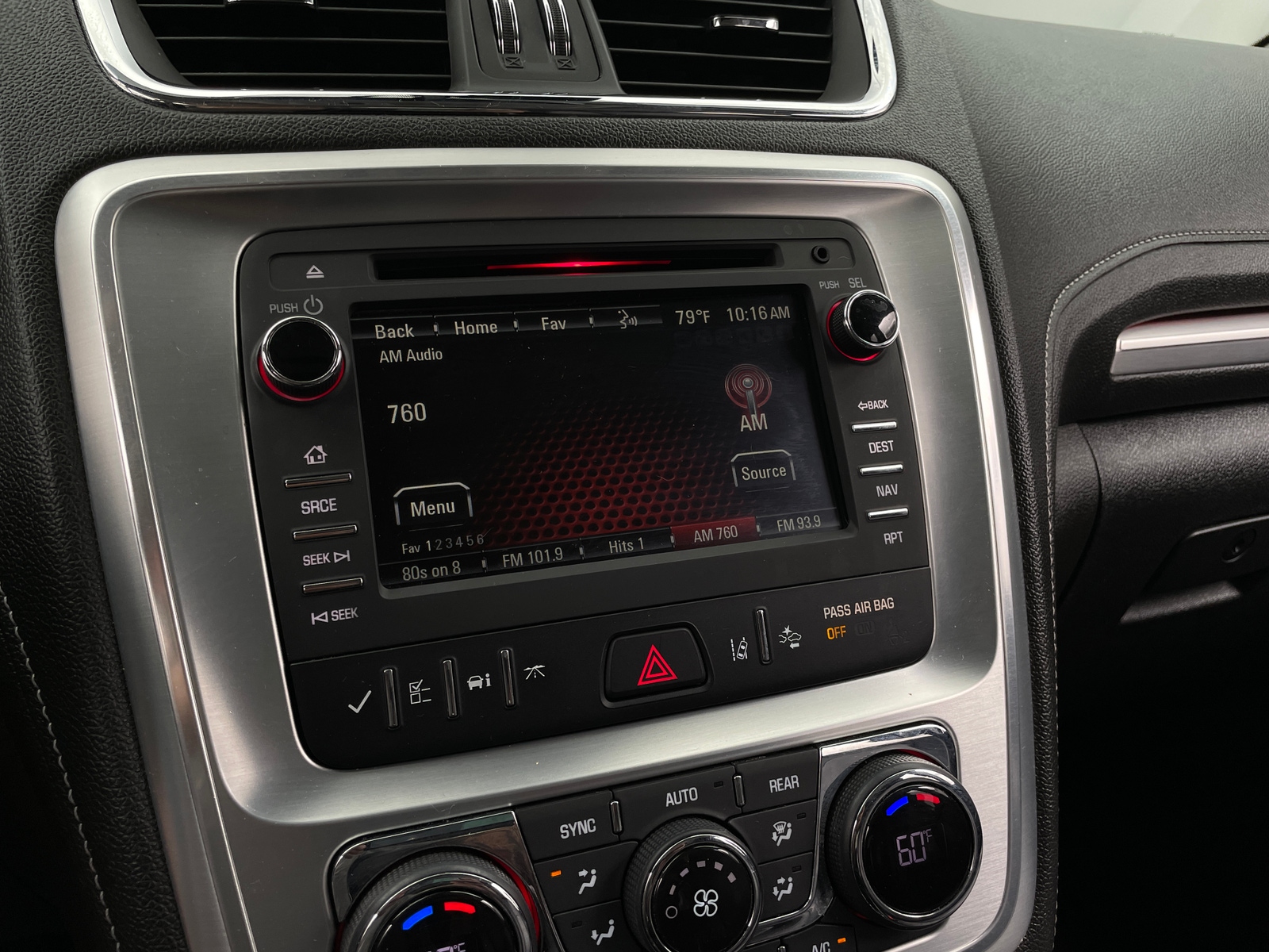 Thumbnail: 2017 GMC Acadia - 3