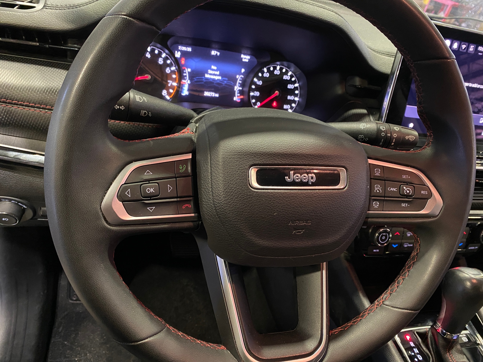 Thumbnail: 2022 Jeep Compass - 4