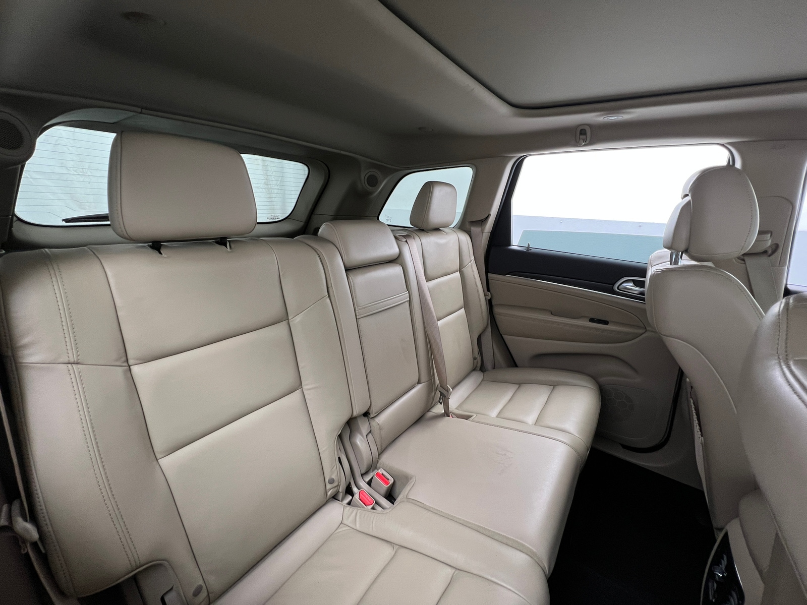 Thumbnail: 2022 Jeep Grand Cherokee - 5