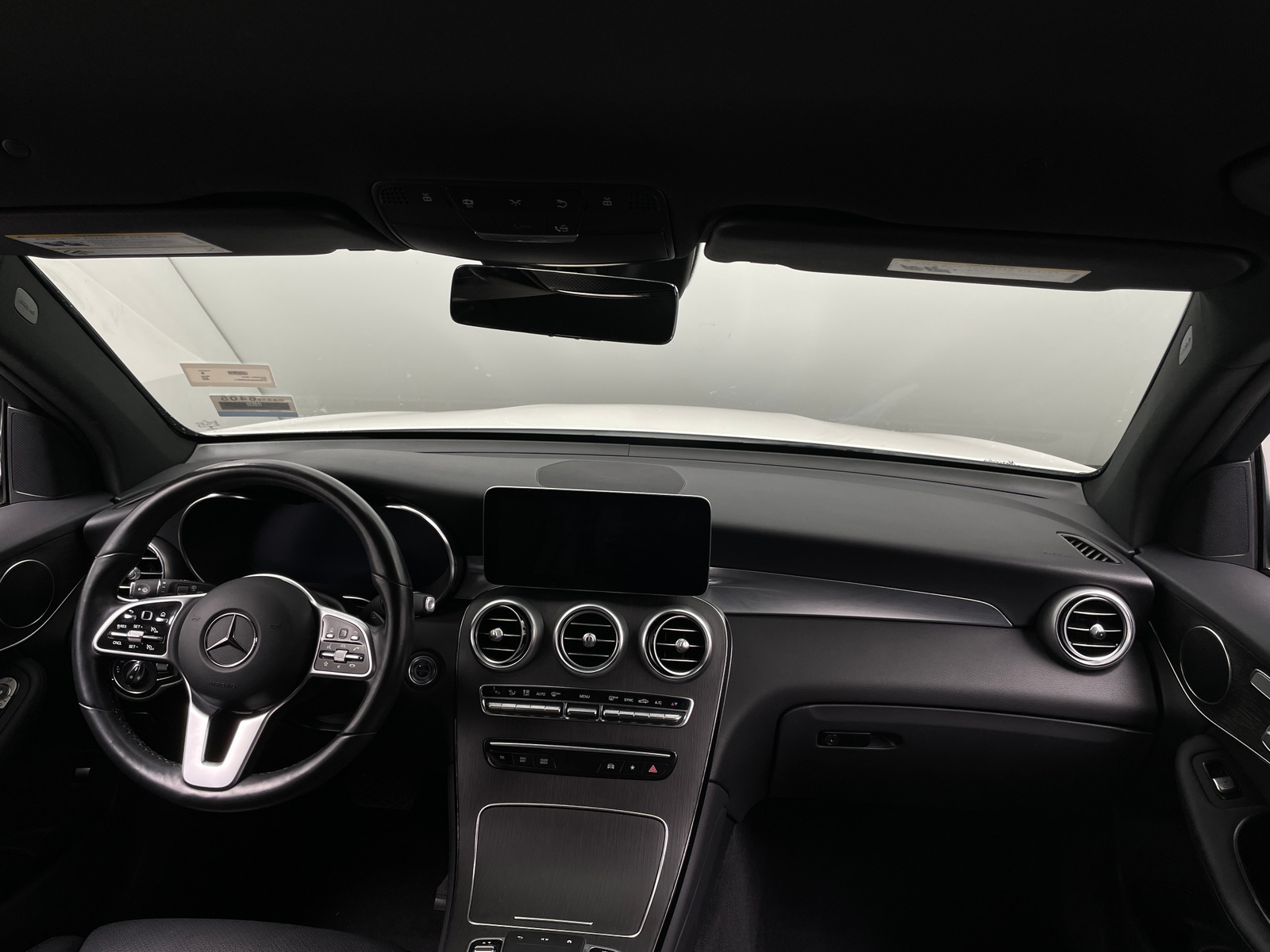 Thumbnail: 2022 Mercedes-Benz GLC - 2