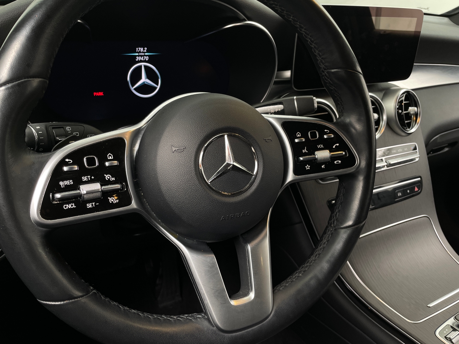 Thumbnail: 2022 Mercedes-Benz GLC - 4