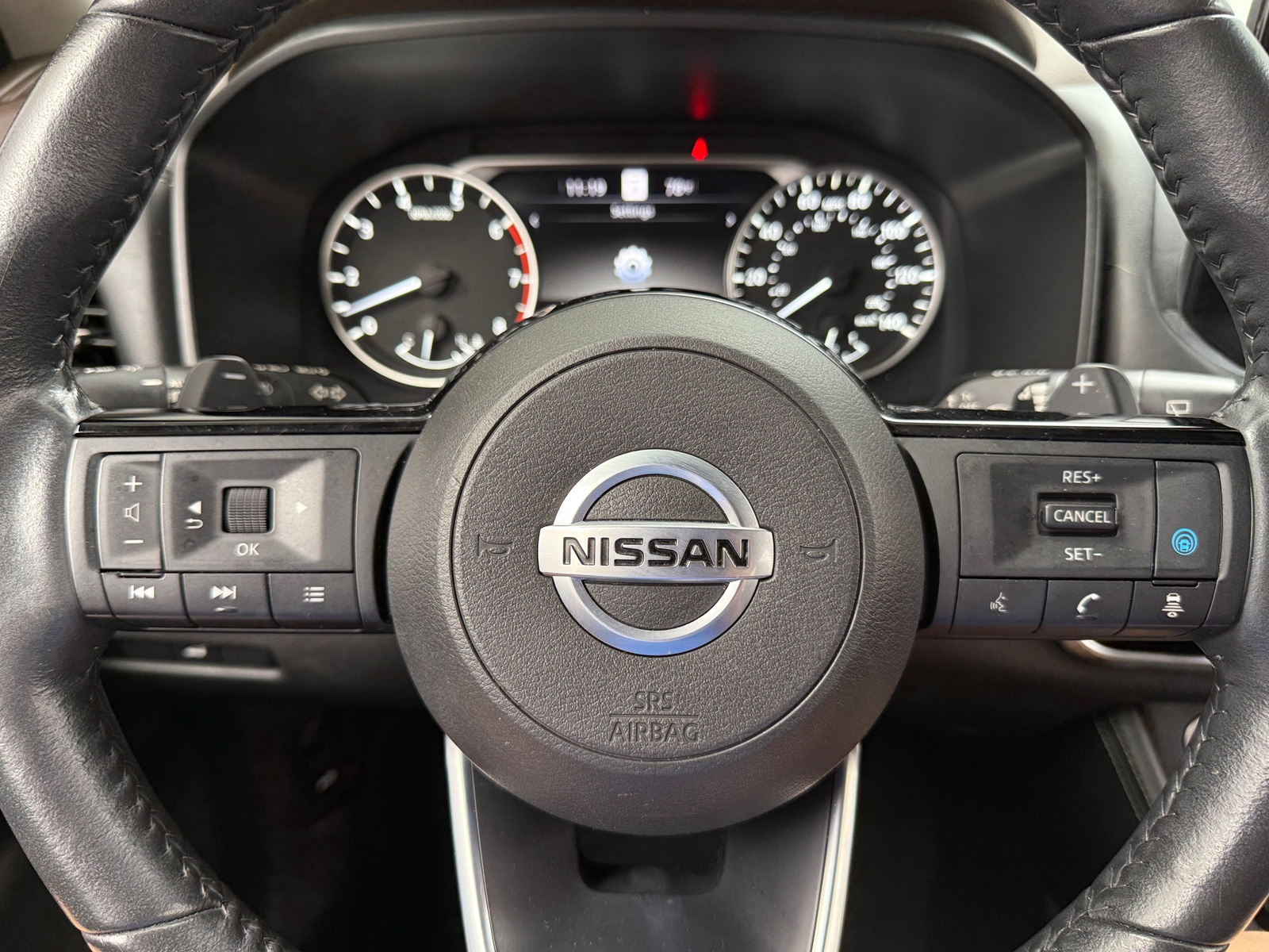 Thumbnail: 2021 Nissan Rogue - 4