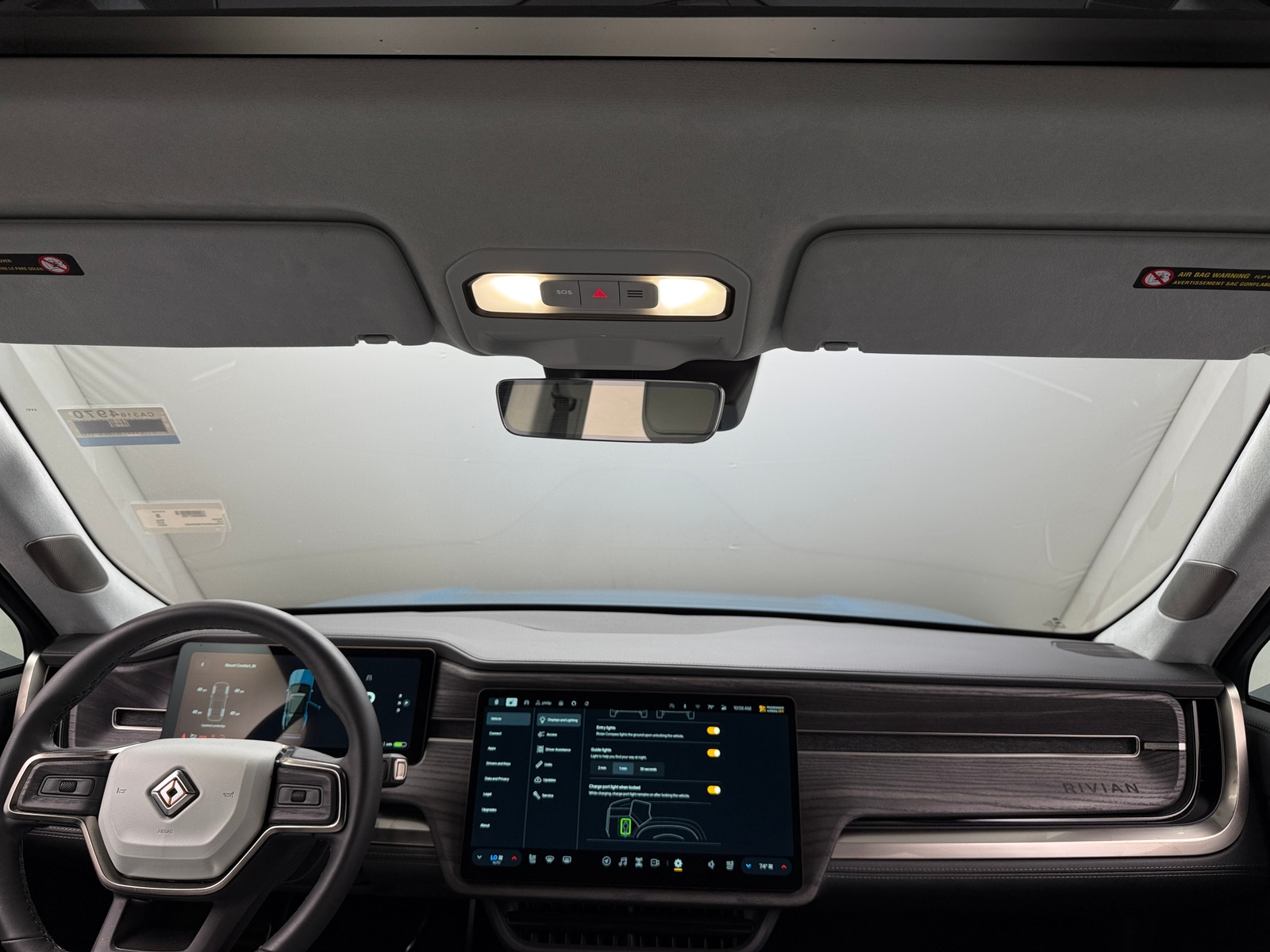 Thumbnail: 2023 Rivian R1S - 2