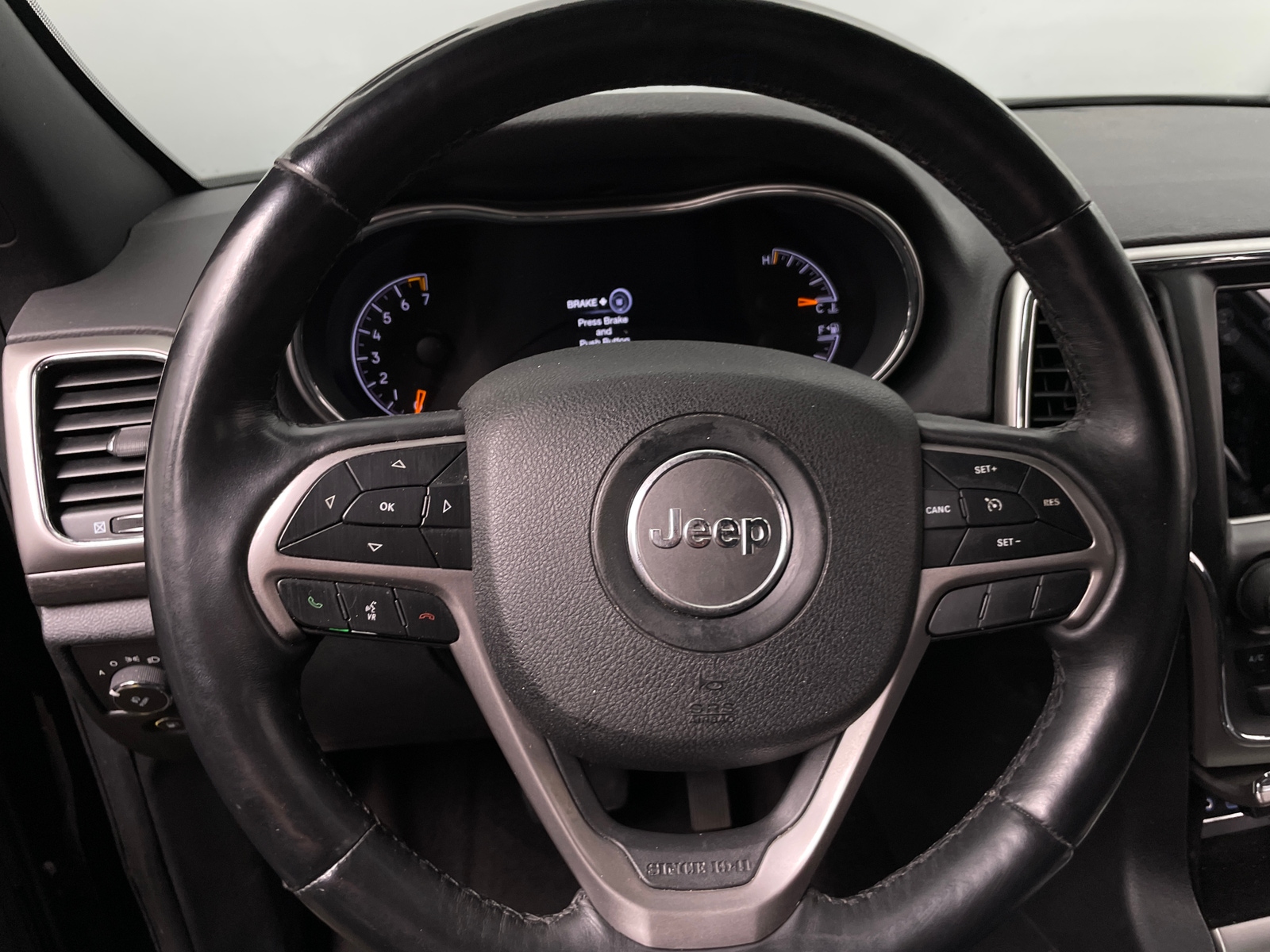 Thumbnail: 2018 Jeep Grand Cherokee - 4