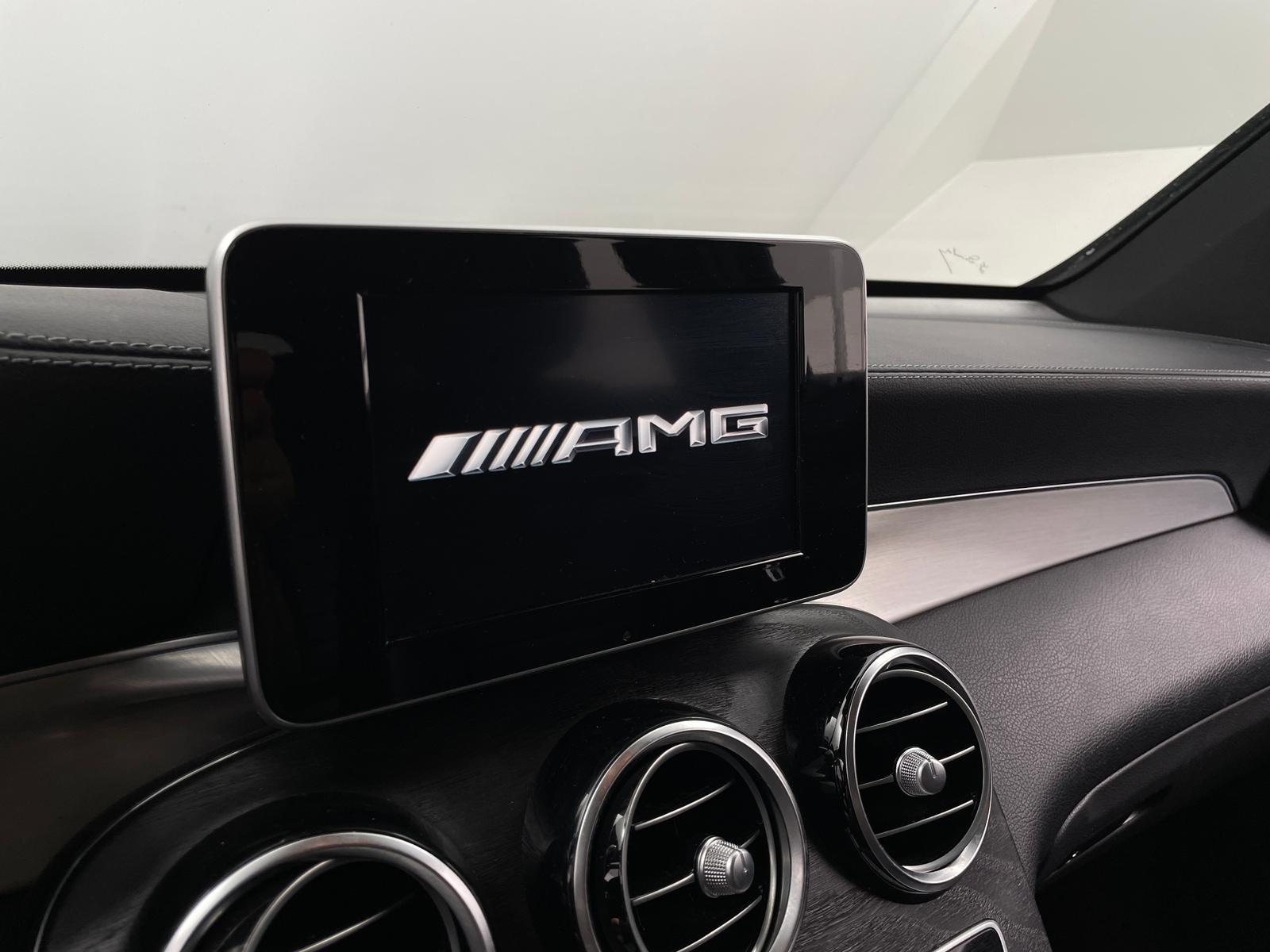 Thumbnail: 2018 Mercedes-Benz GLC - 3