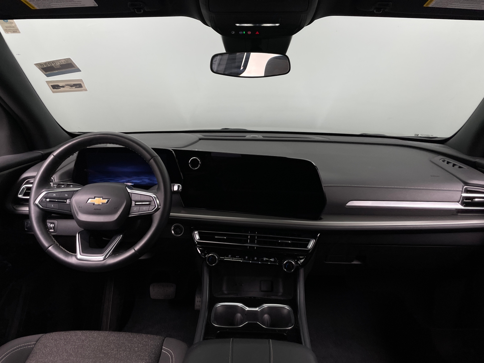 Thumbnail: 2024 Chevrolet Traverse - 3