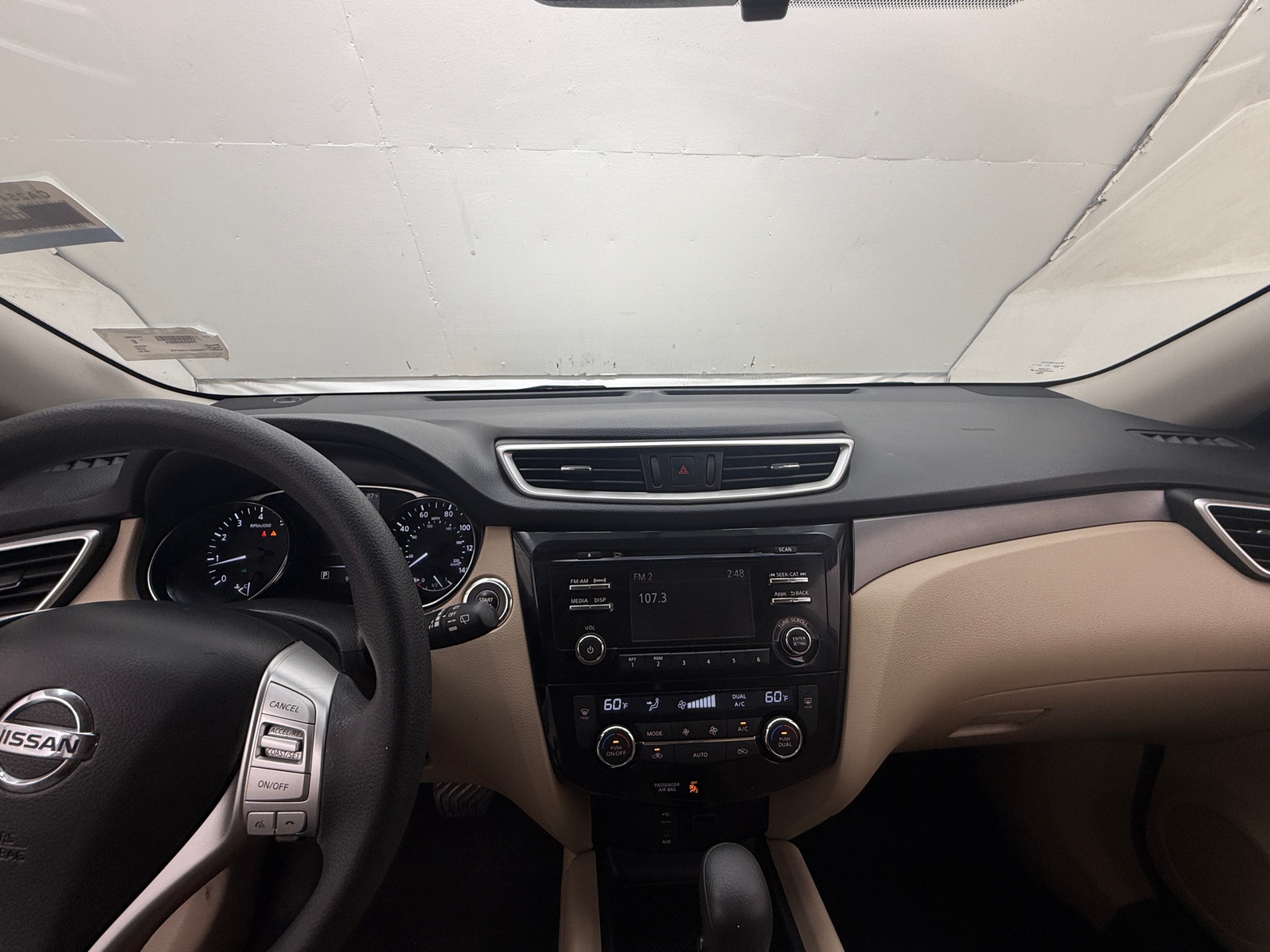 Thumbnail: 2016 Nissan Rogue - 3