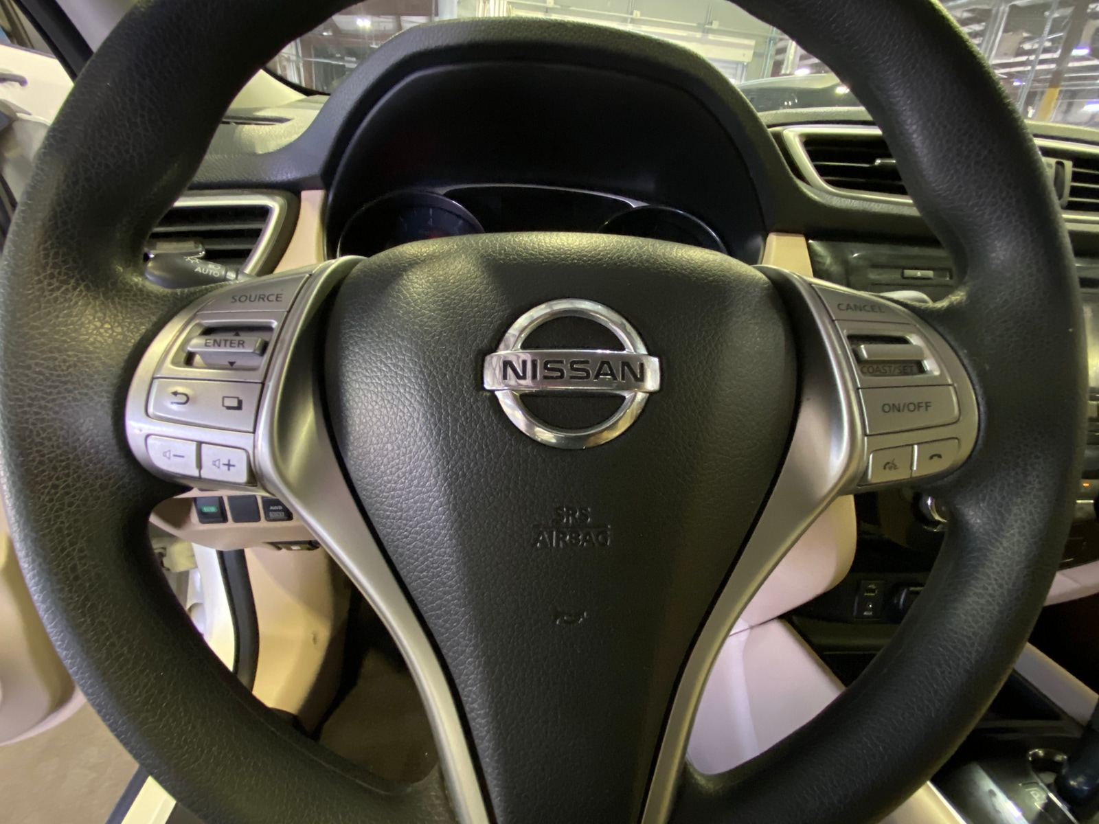 Thumbnail: 2016 Nissan Rogue - 5