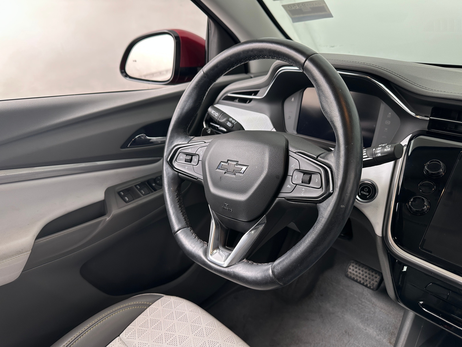 Thumbnail: 2023 Chevrolet Bolt EUV - 4