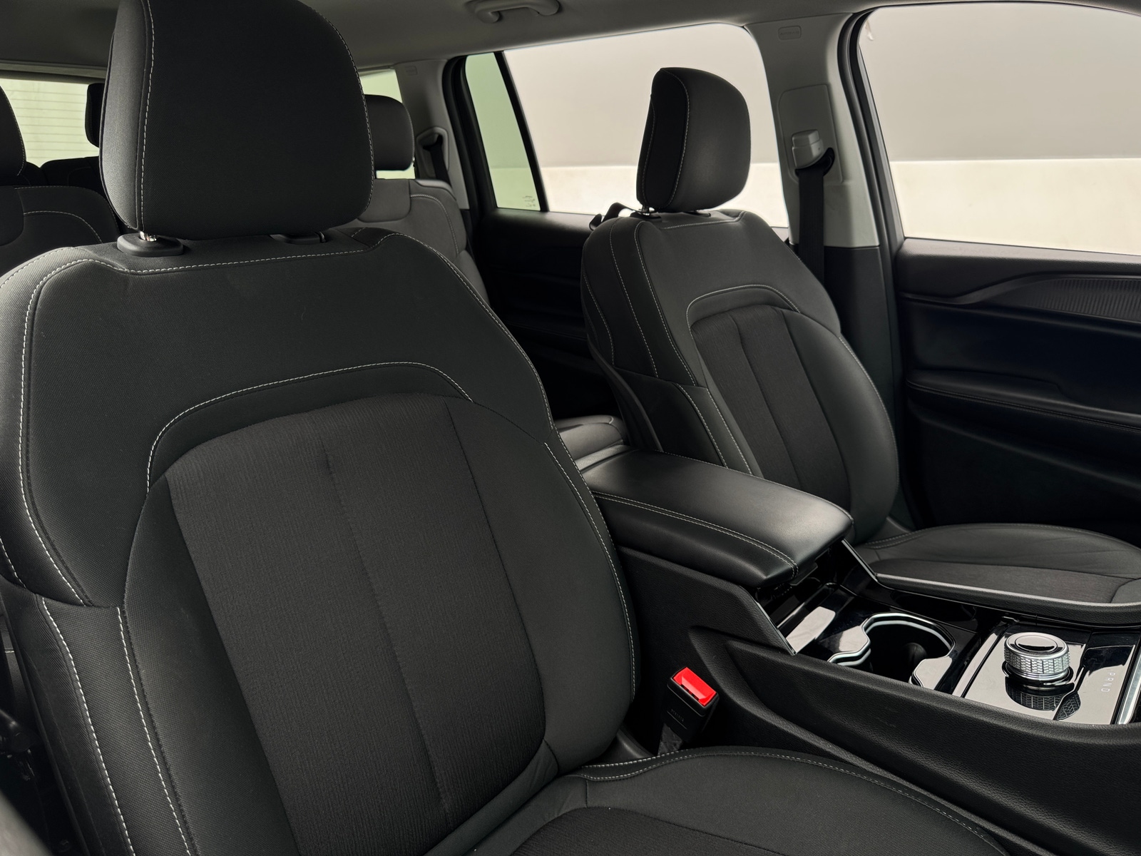 Thumbnail: 2023 Jeep Grand Cherokee L - 2