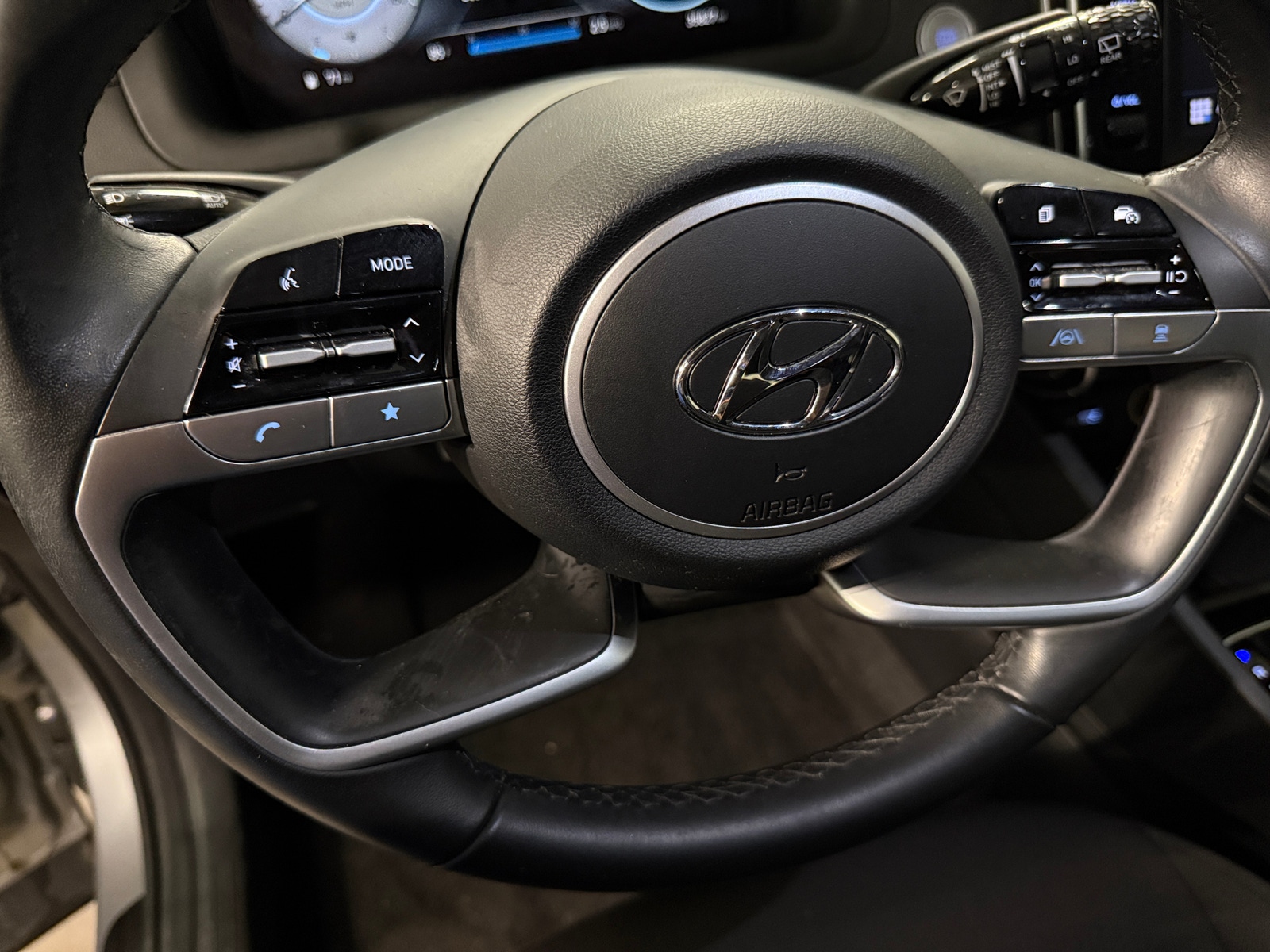 Thumbnail: 2022 Hyundai Tucson - 5