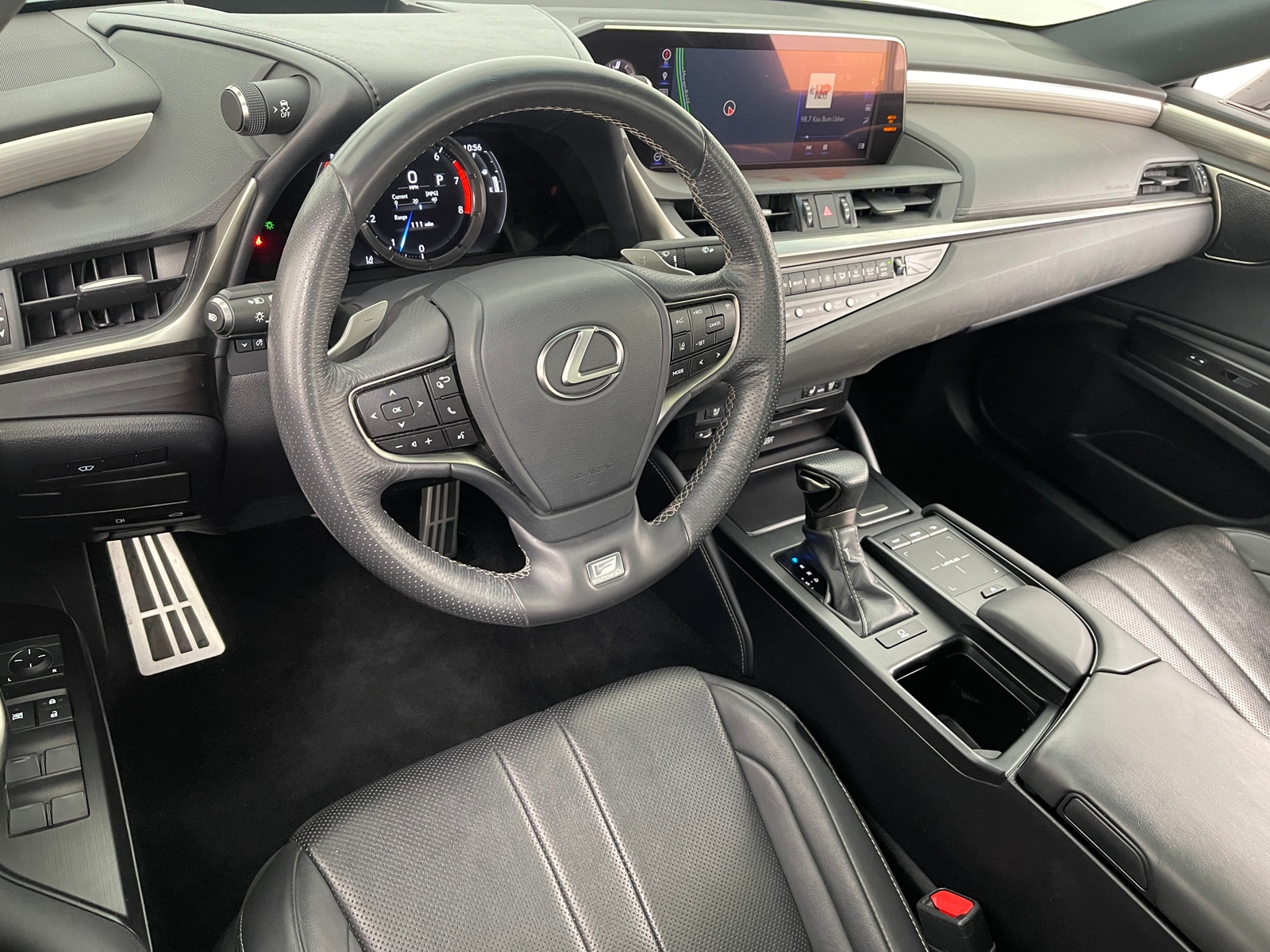 Thumbnail: 2019 Lexus ES - 3