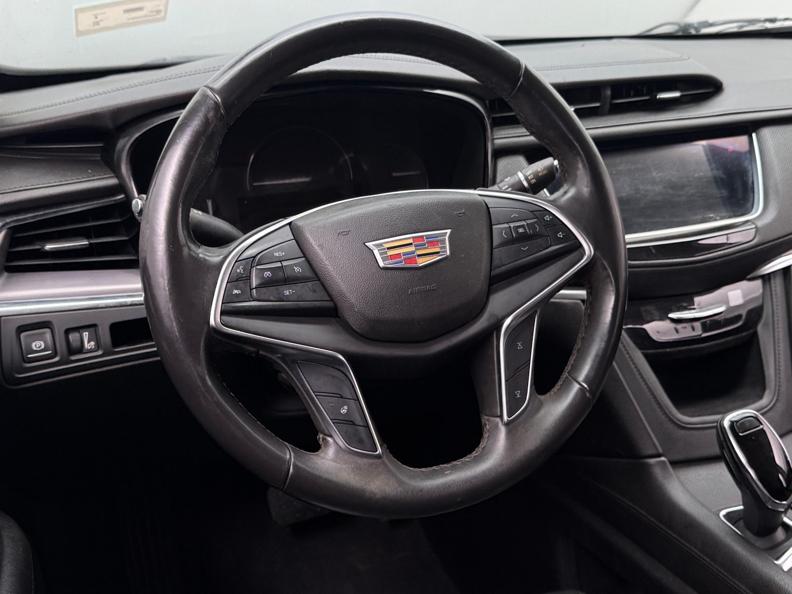 Thumbnail: 2017 Cadillac XT5 - 4