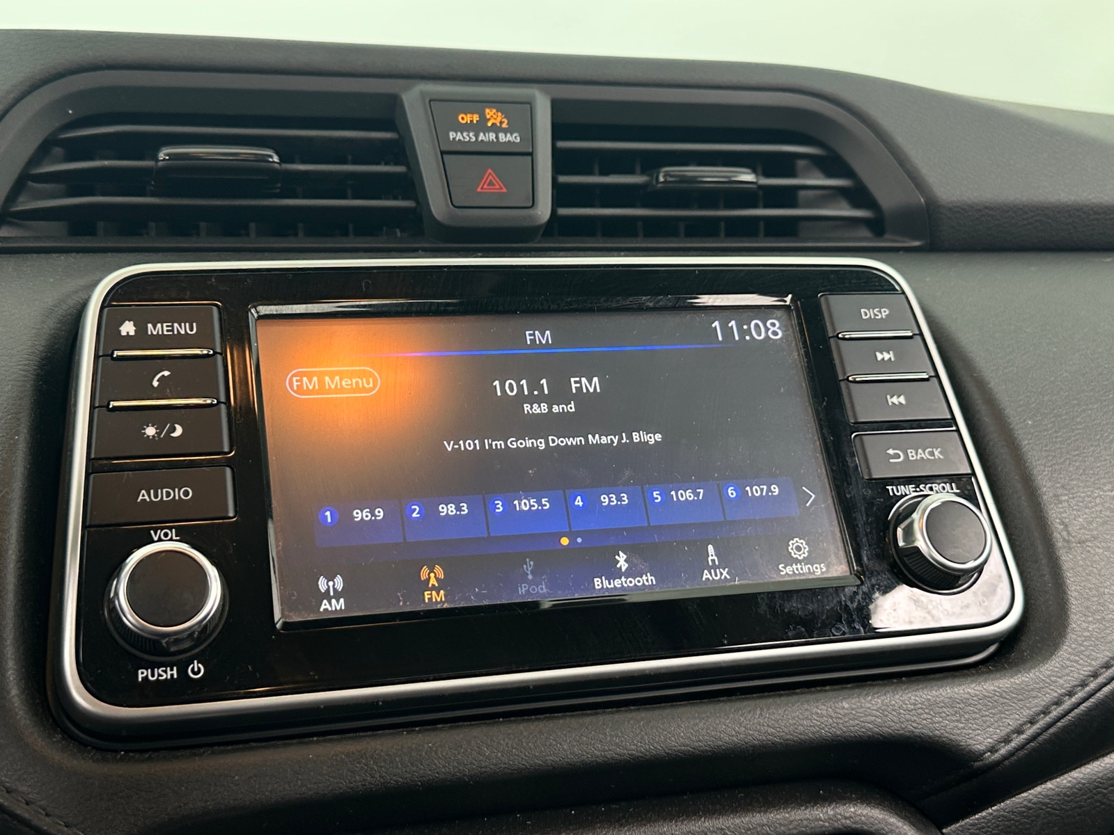Thumbnail: 2021 Nissan Versa - 4