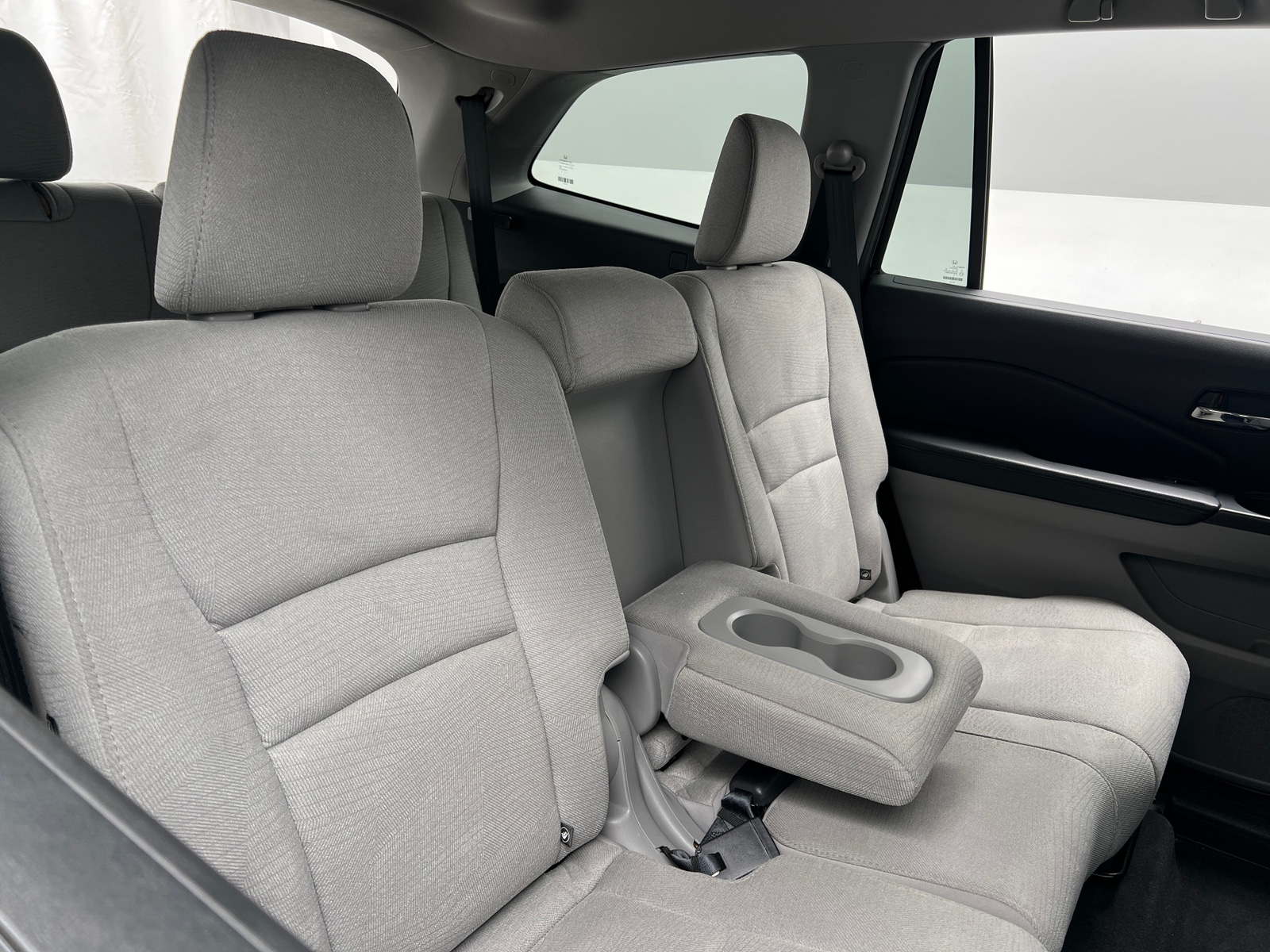 Thumbnail: 2017 Honda Pilot - 6