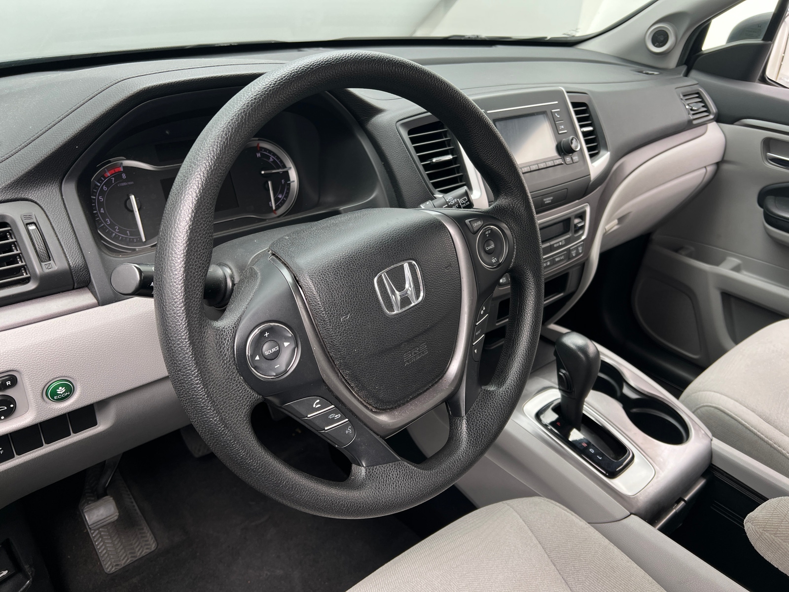 Thumbnail: 2017 Honda Pilot - 5