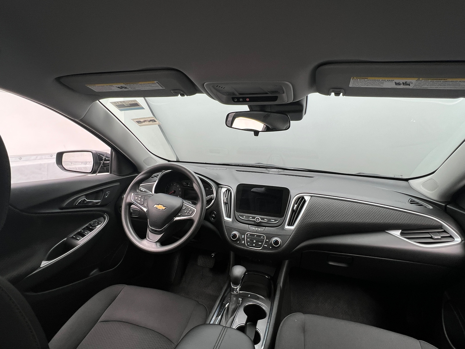 Thumbnail: 2023 Chevrolet Malibu - 3