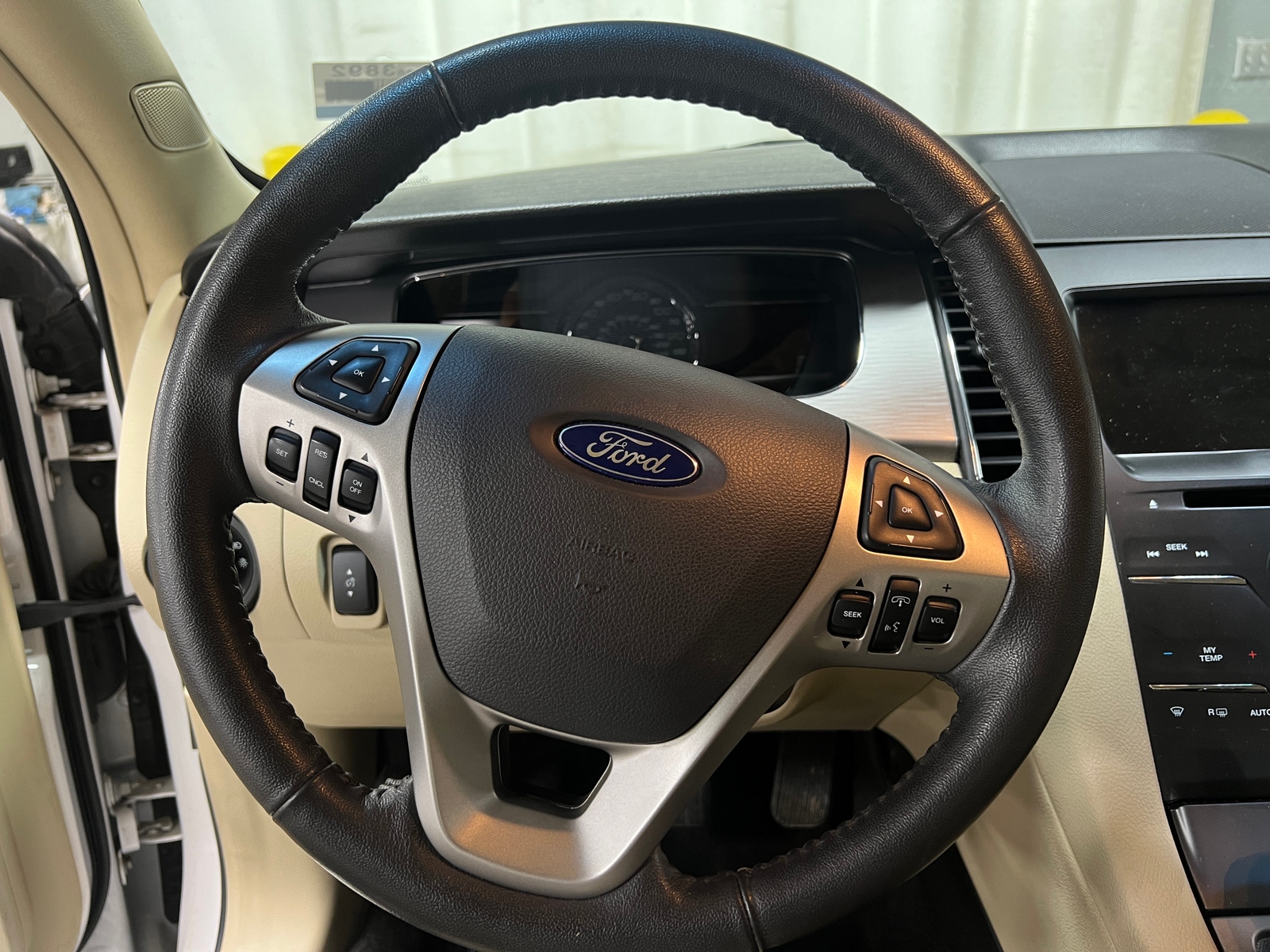 Thumbnail: 2018 Ford Taurus - 4