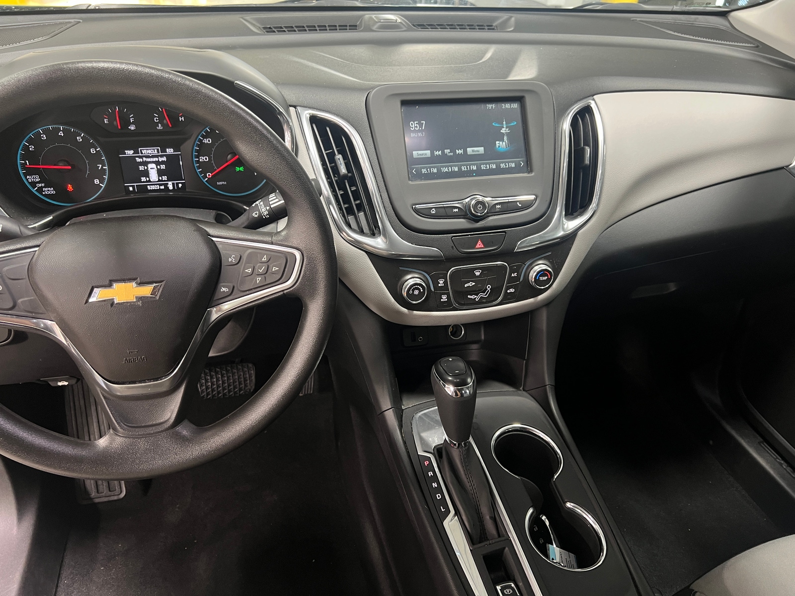 Thumbnail: 2018 Chevrolet Equinox - 3