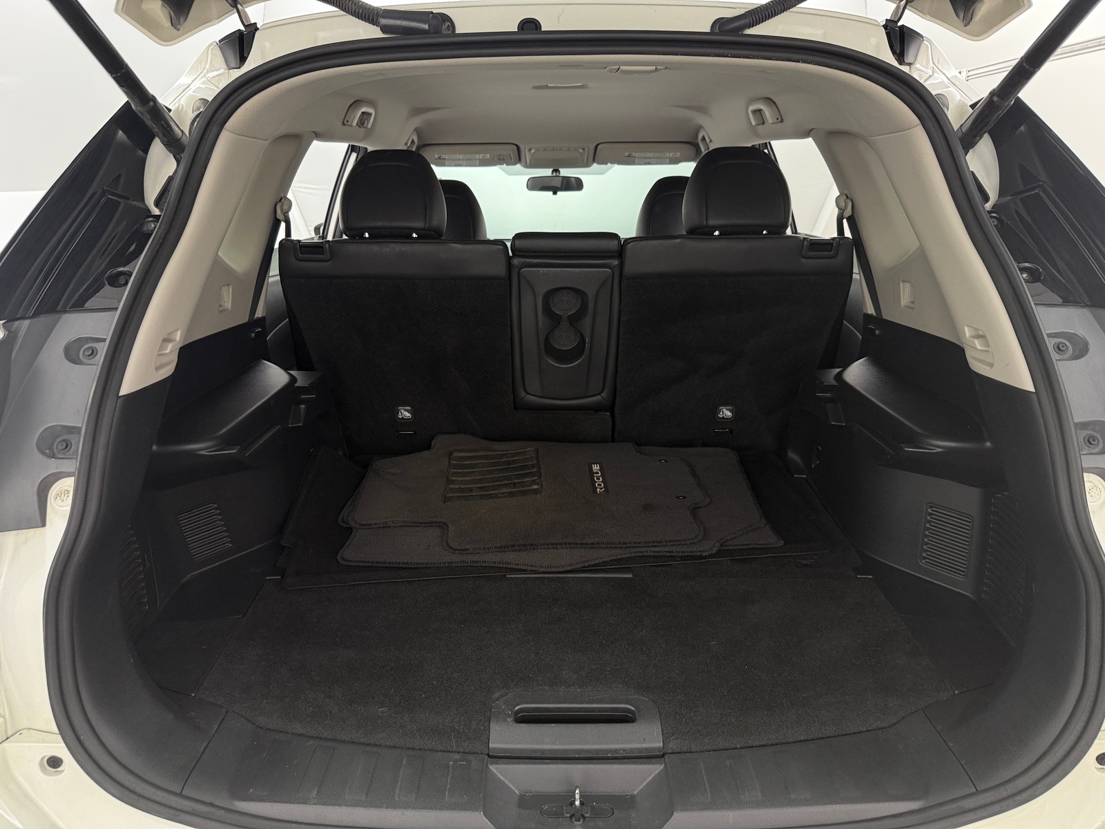 Thumbnail: 2015 Nissan Rogue - 6
