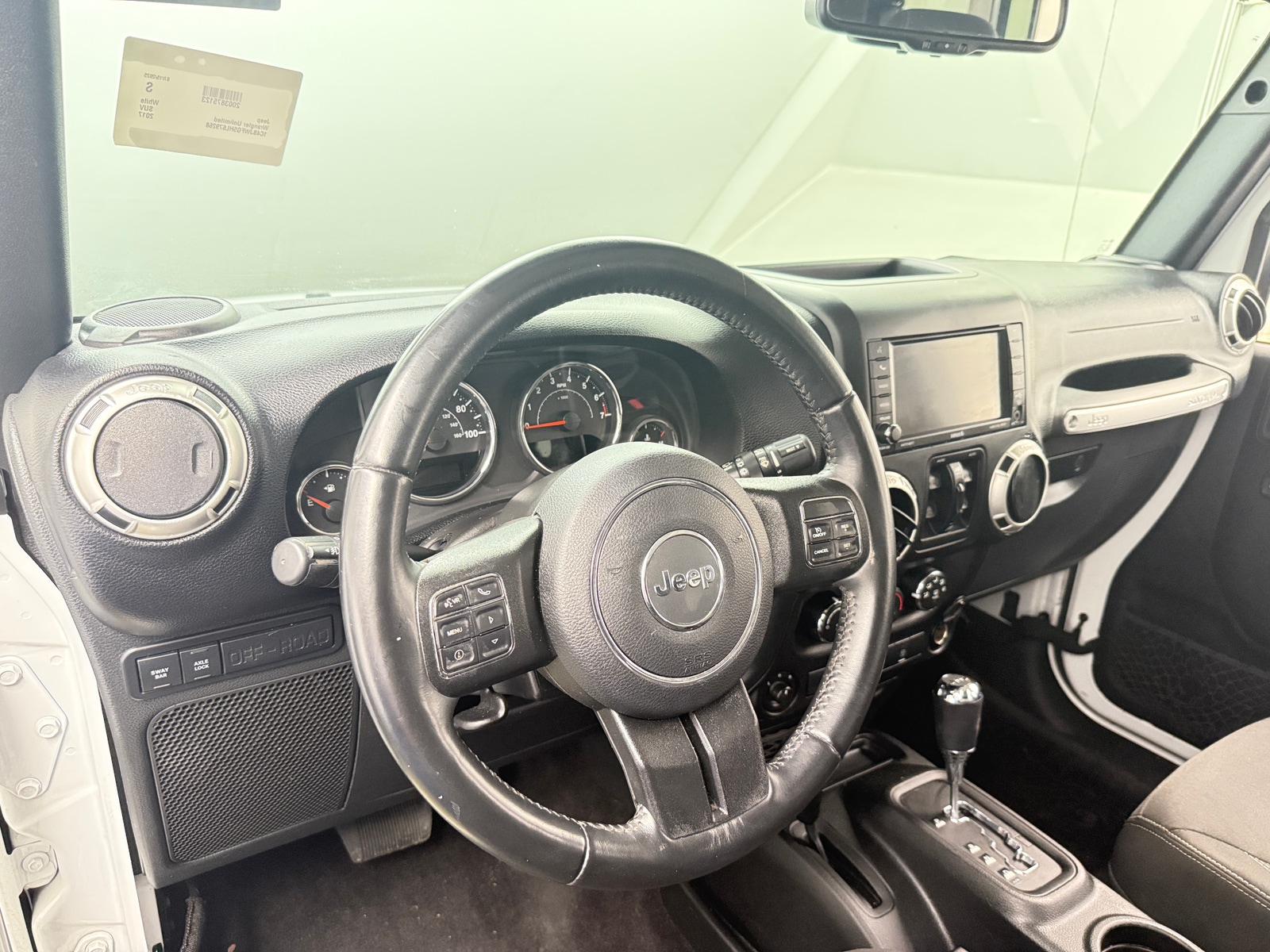 Thumbnail: 2017 Jeep Wrangler - 3