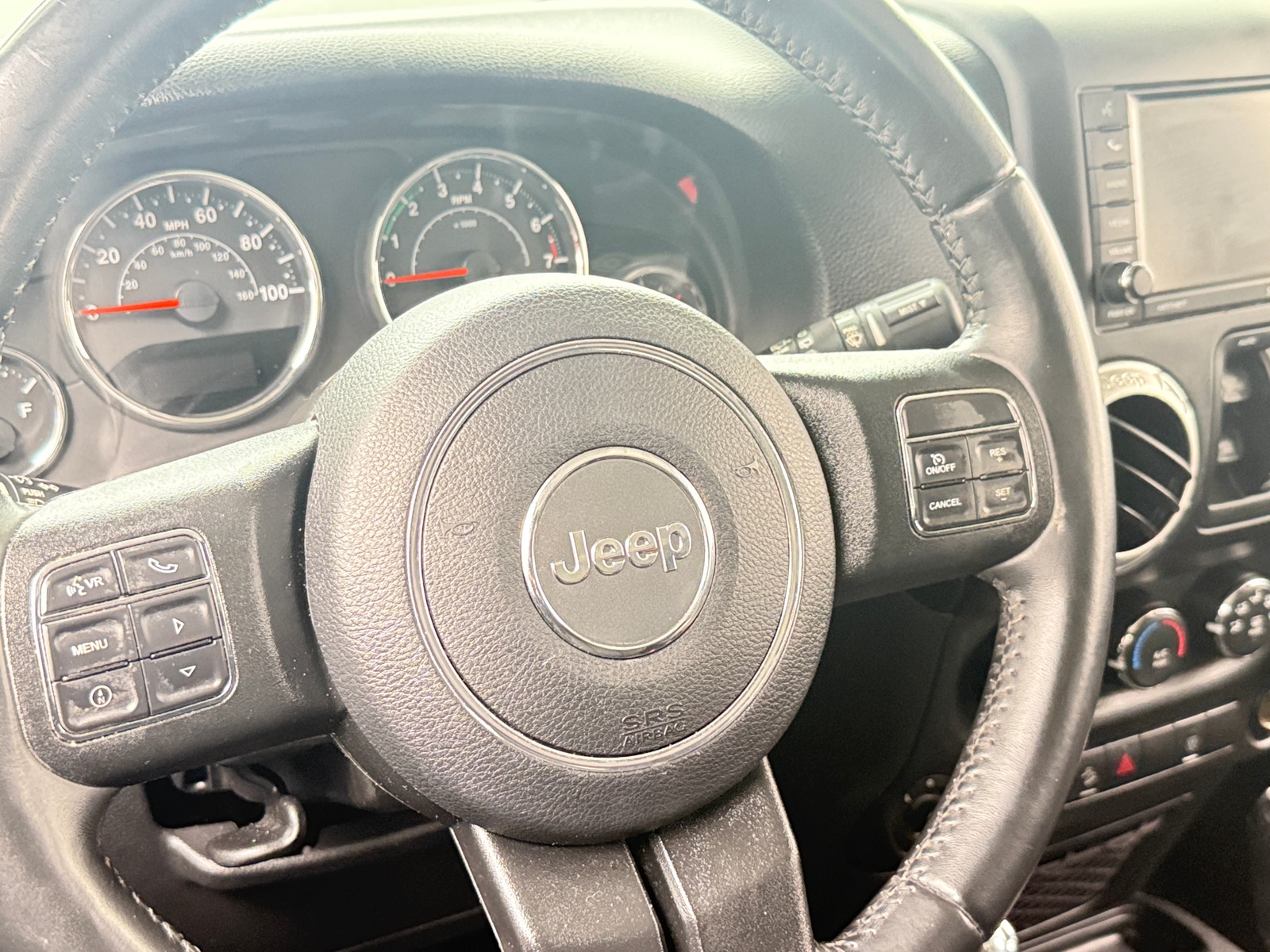 Thumbnail: 2017 Jeep Wrangler - 5