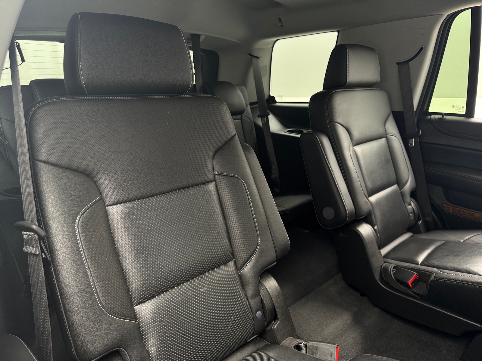 Thumbnail: 2019 Chevrolet Tahoe - 5