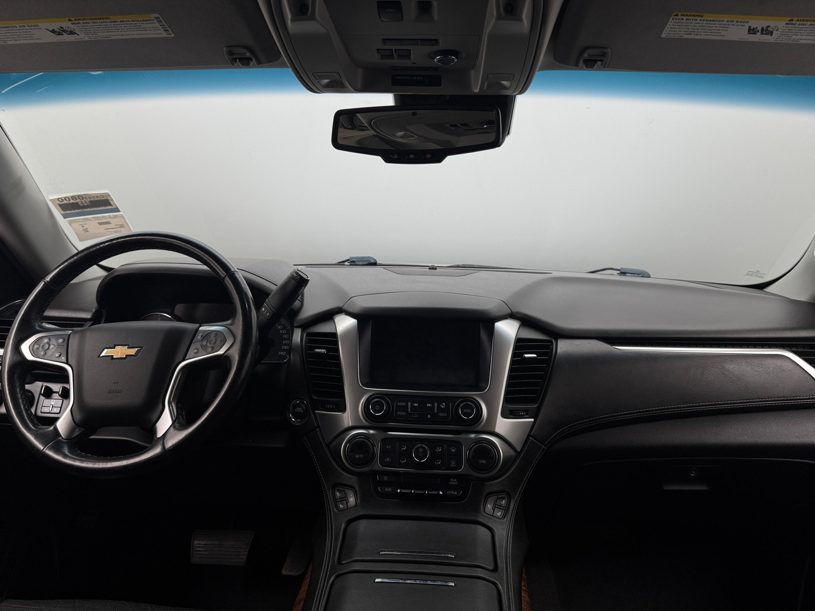 Thumbnail: 2019 Chevrolet Tahoe - 2